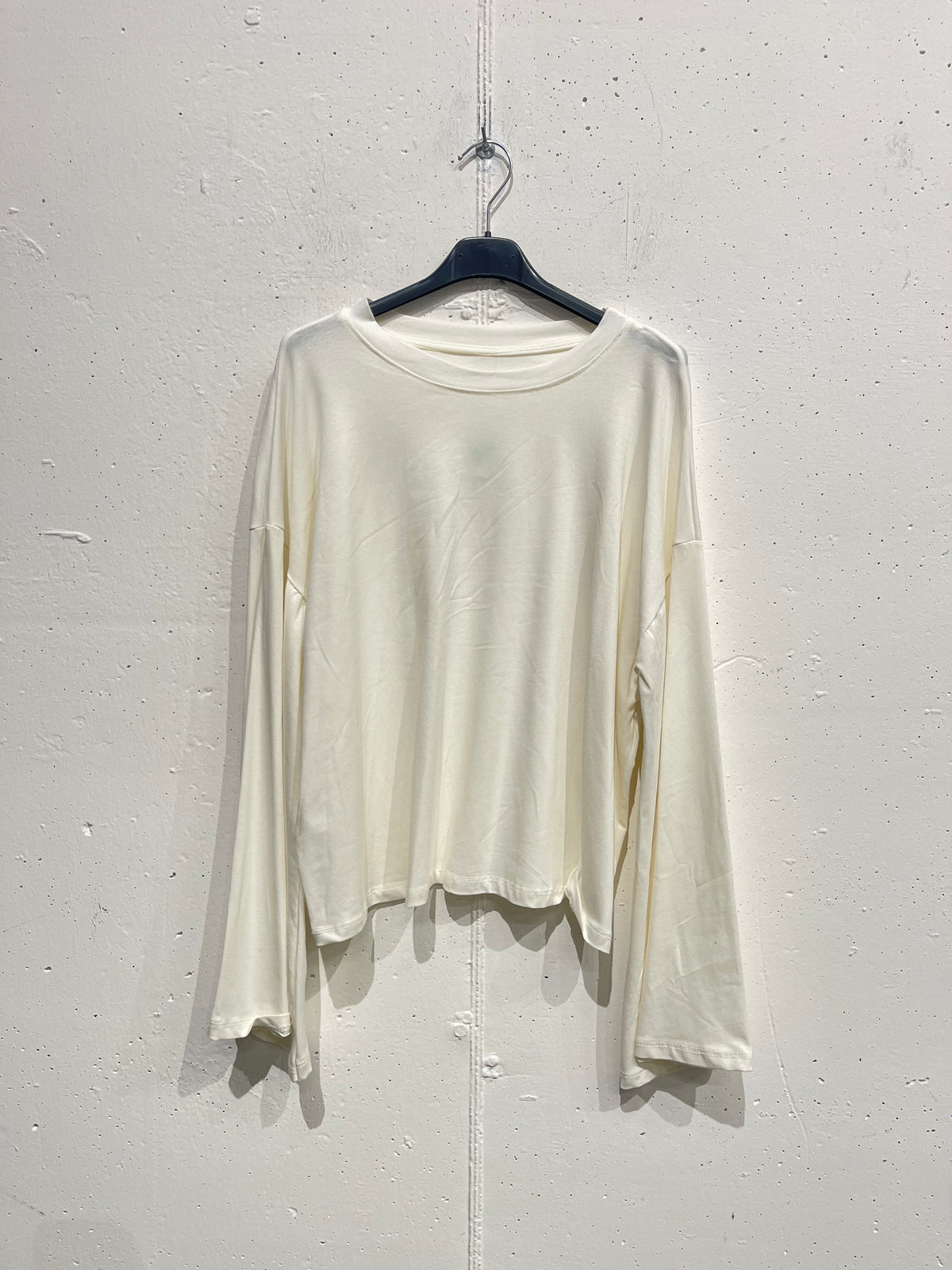 Longsleeve con maniche a campana in viscosa