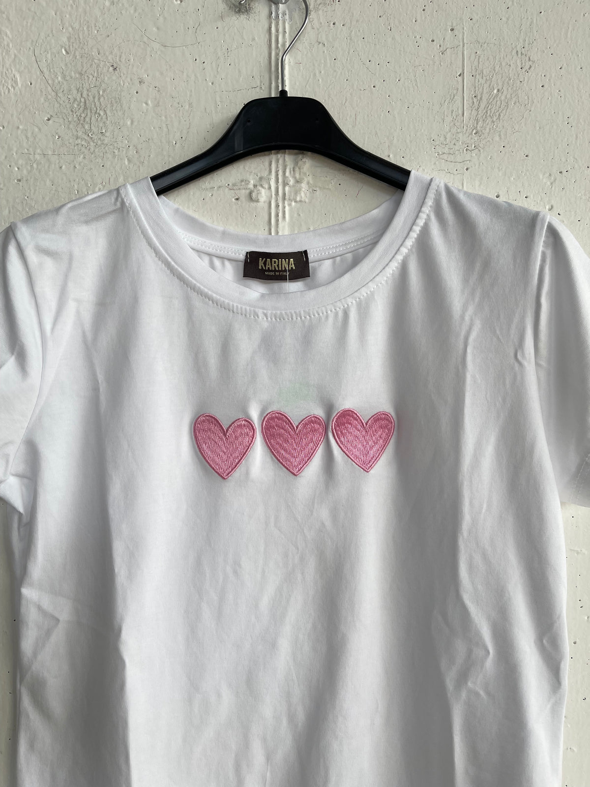 T-shirt cuori ricamati 2
