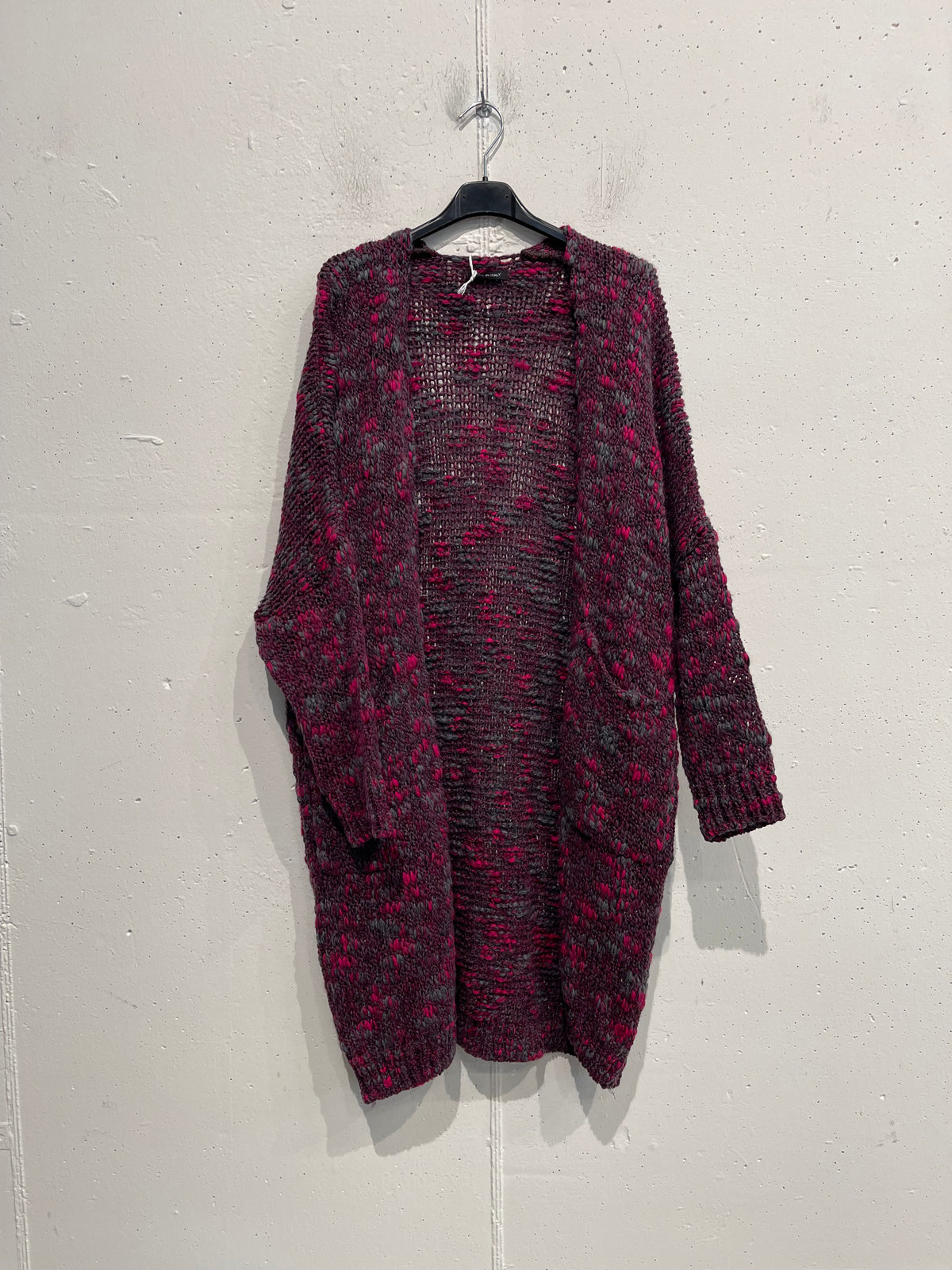 Cardigan bouclè con tasche lungo