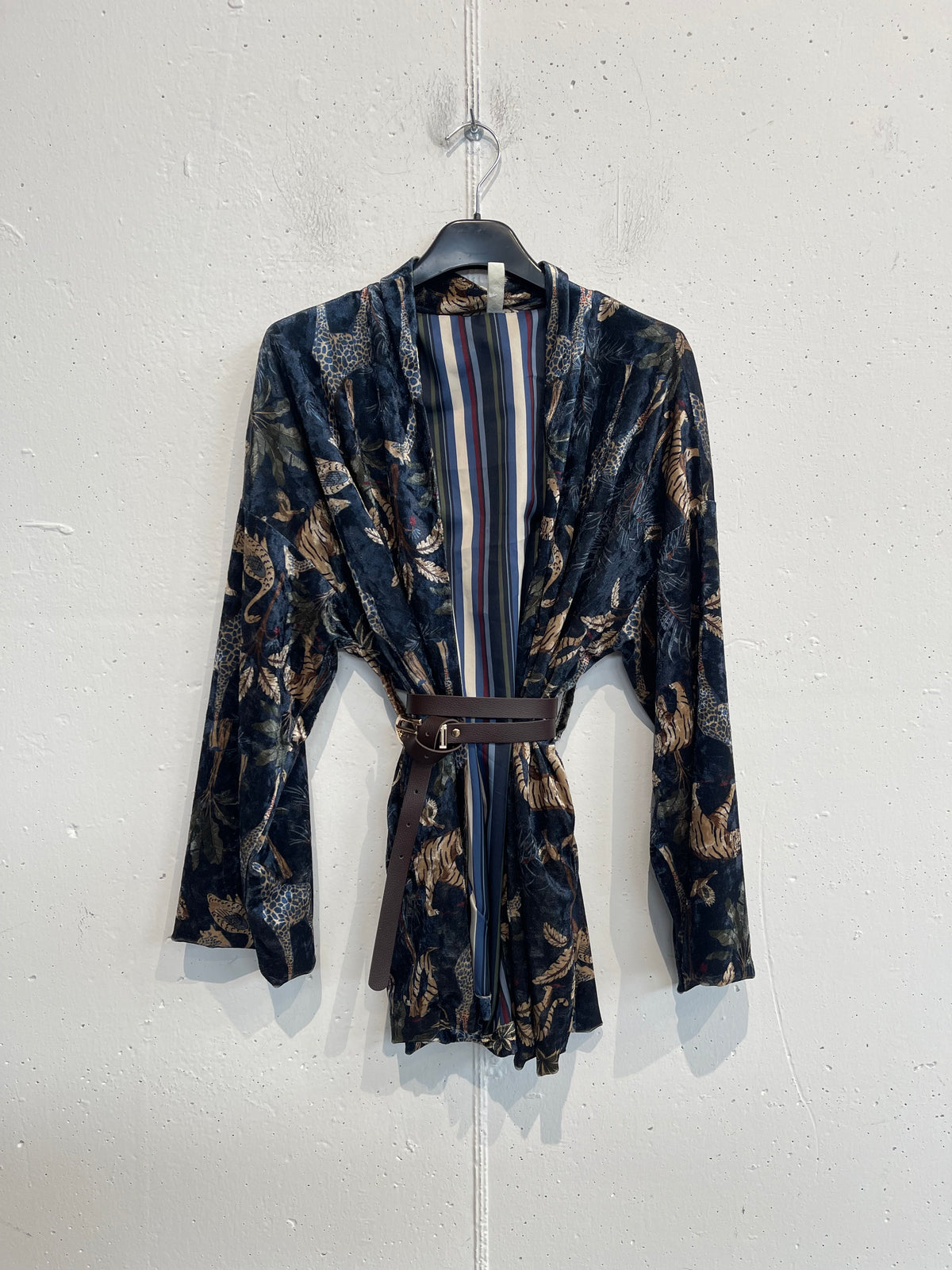 Kimono in ciniglia con cintura ed interno in fantasia