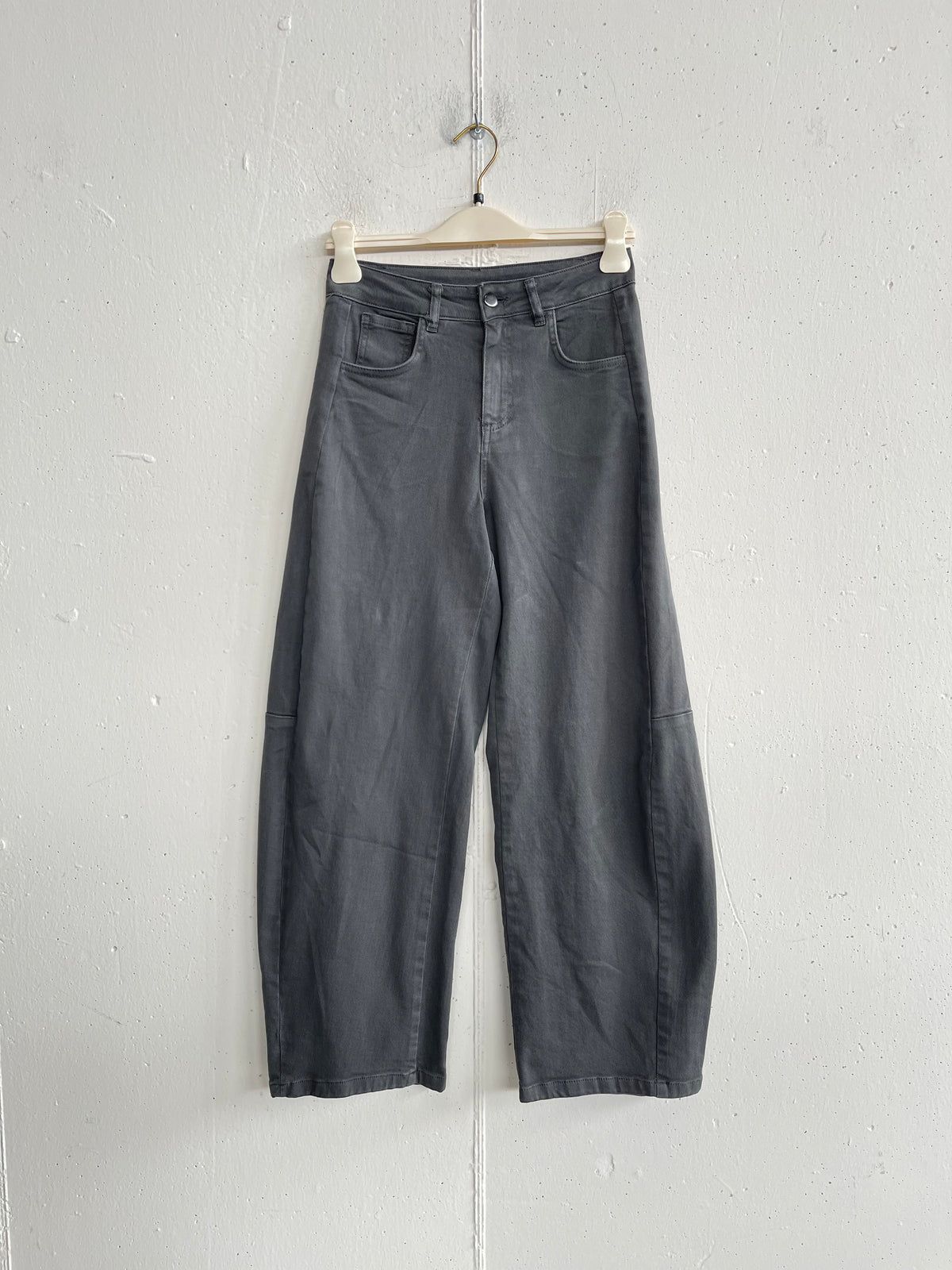 Pantalone balloon in tessuto effetto jeans