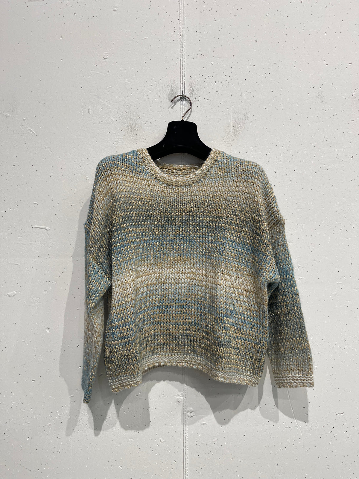 Pull misto lana con filo metallizzato