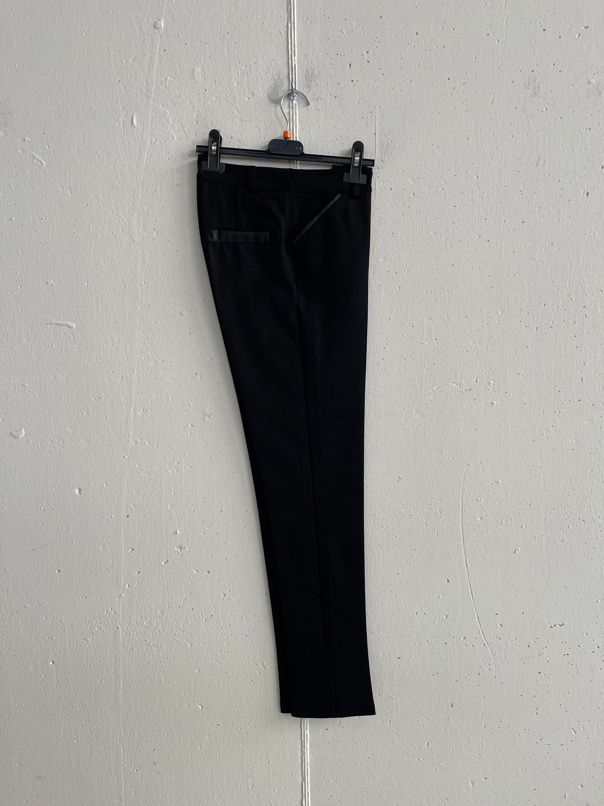 Pantalone a sigaretta