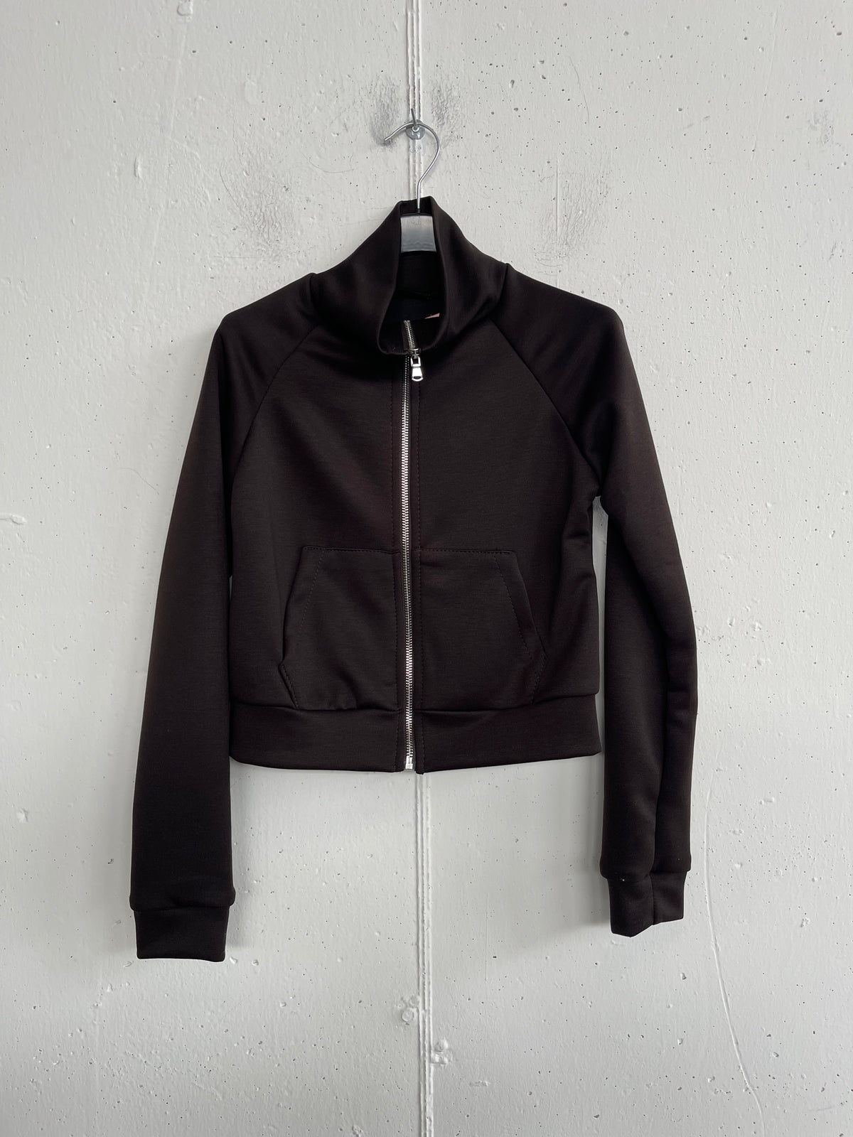 Felpa crop con collo alto