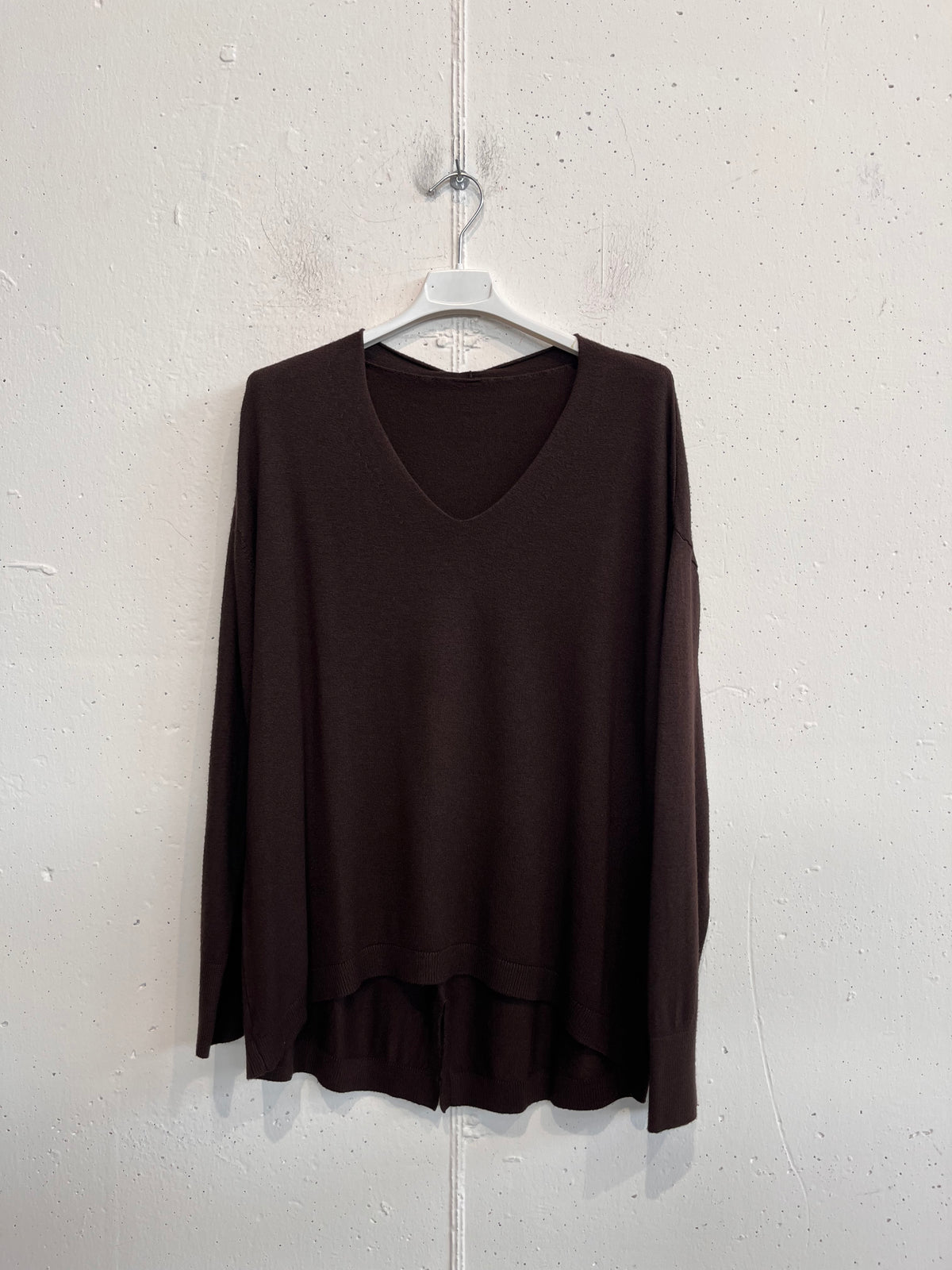 Pull basico over scollo a V