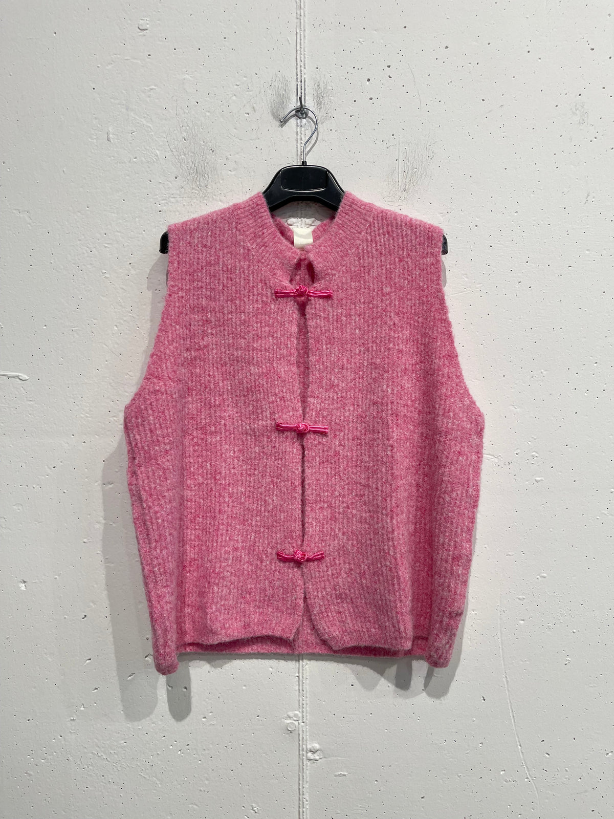 Gilet misto lana con alamari