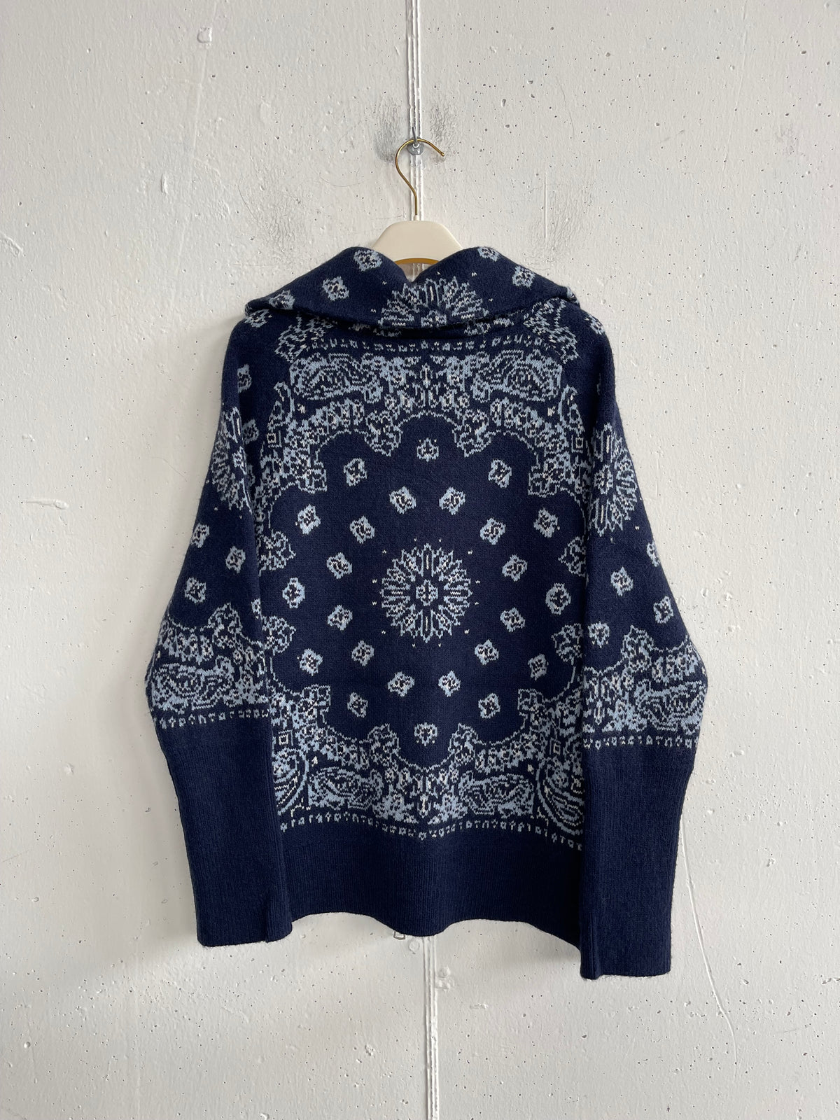 Cardigan con zip fantasia bandana