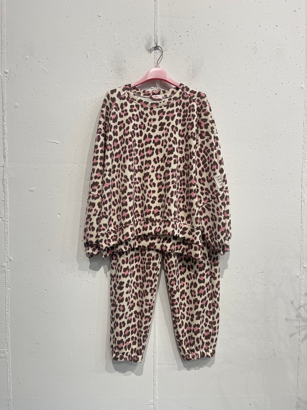 Coordinato Felpa e Jogger Life Leopard