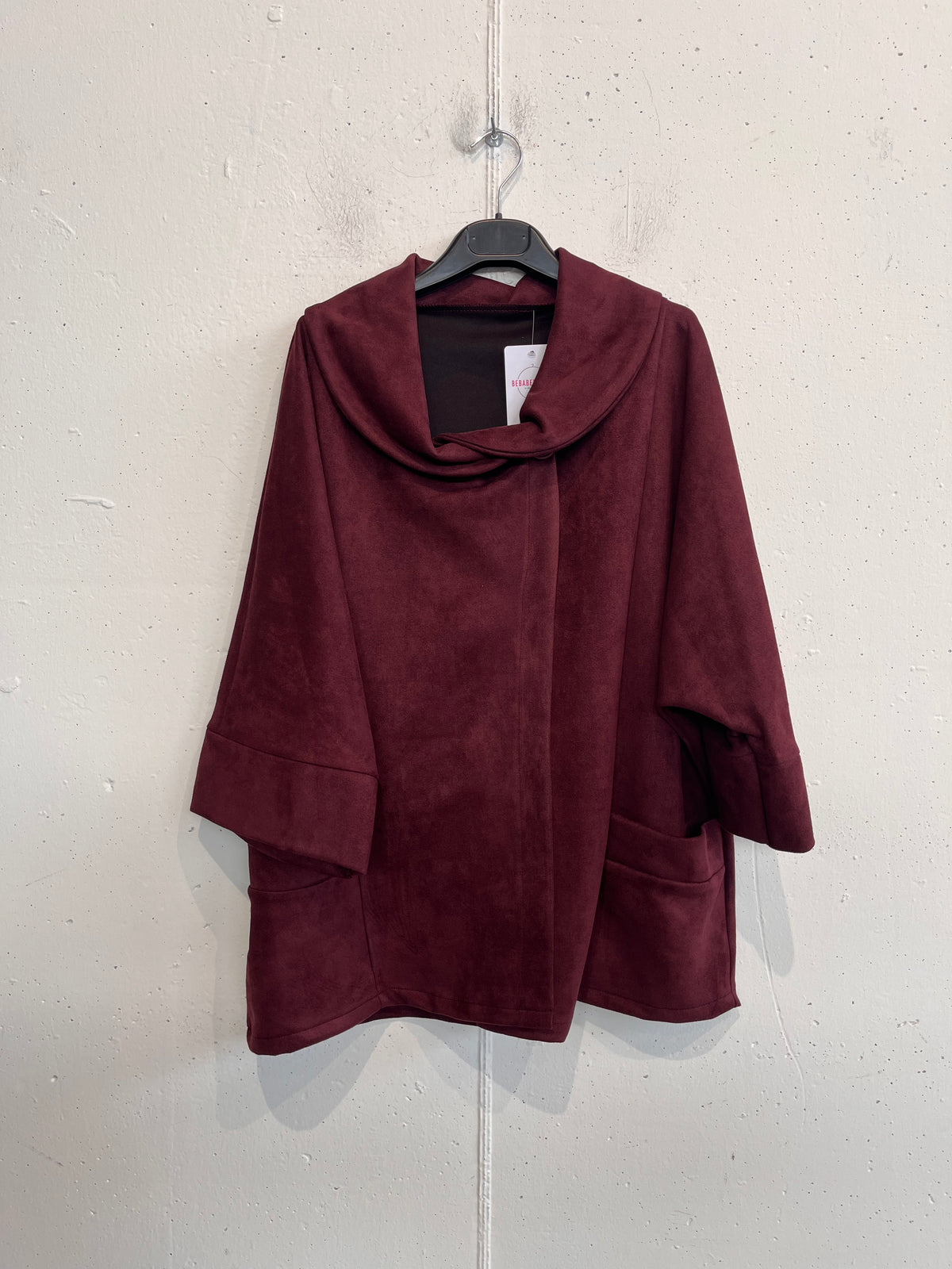 Giacca Poncho in Alcantara con cappuccio