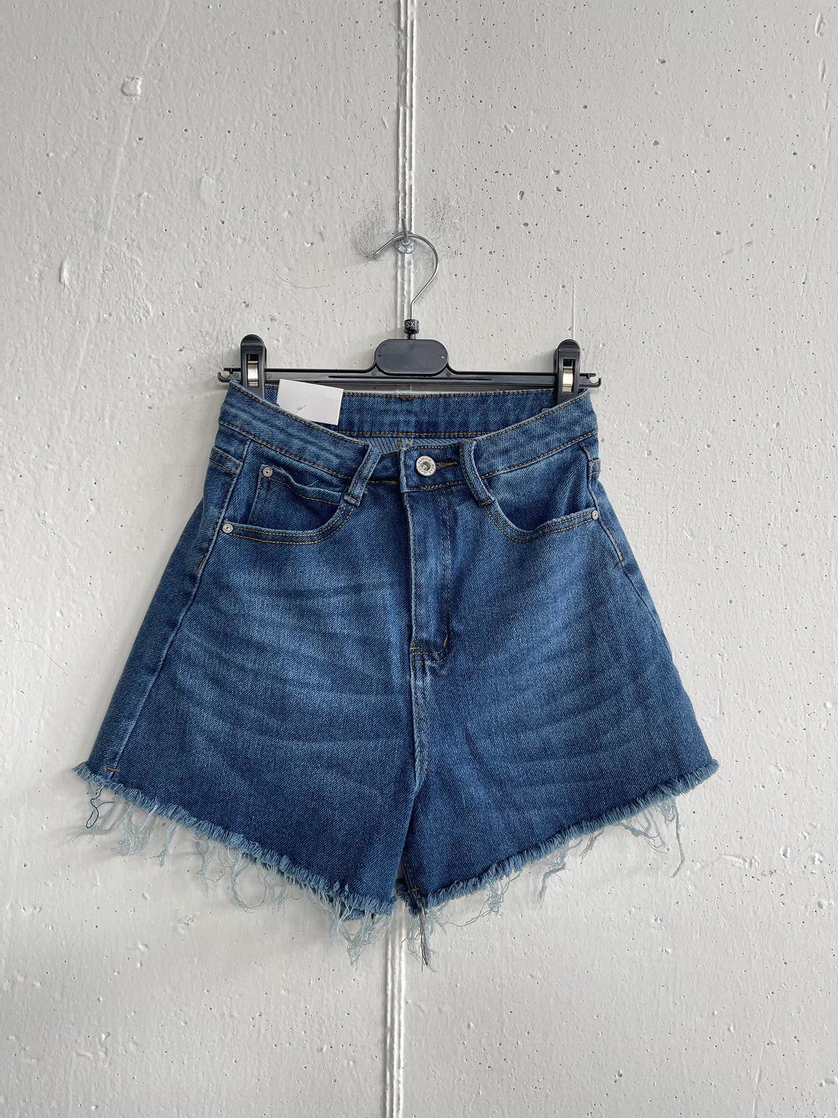 Shorts in jeans
