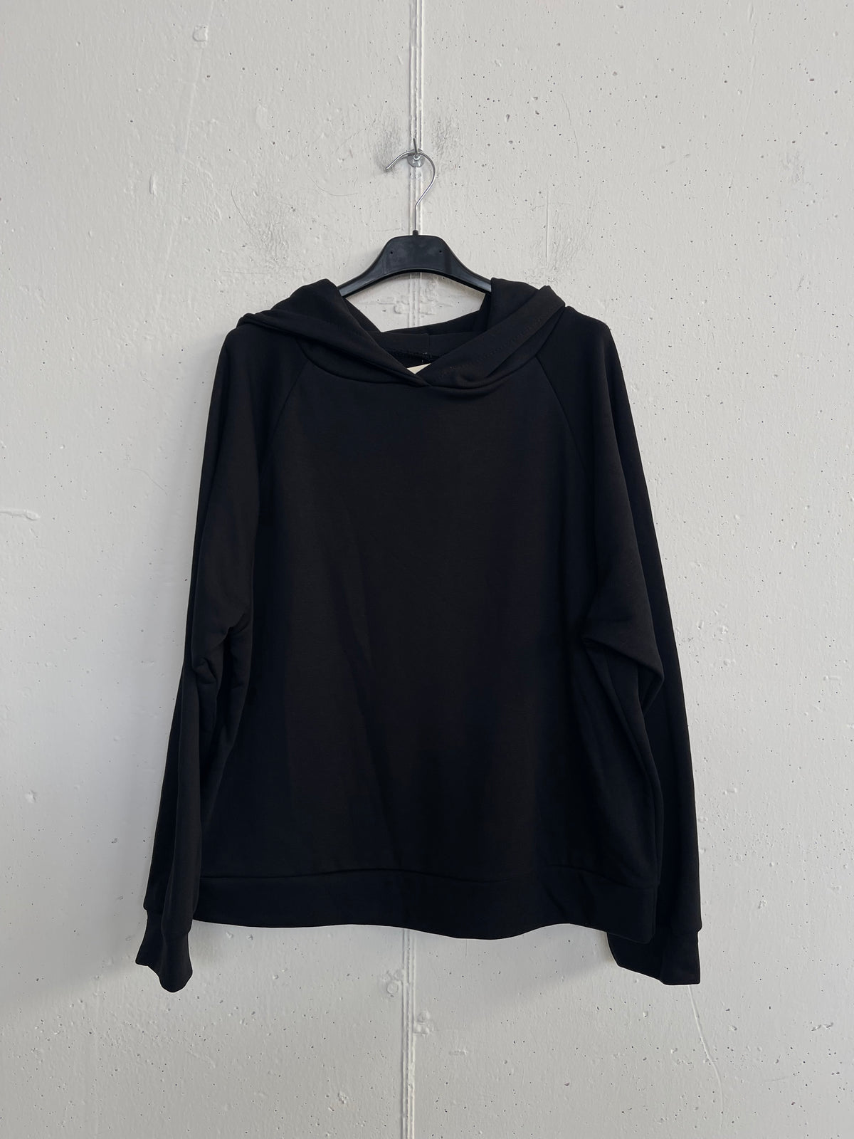 Felpa basic con cappuccio