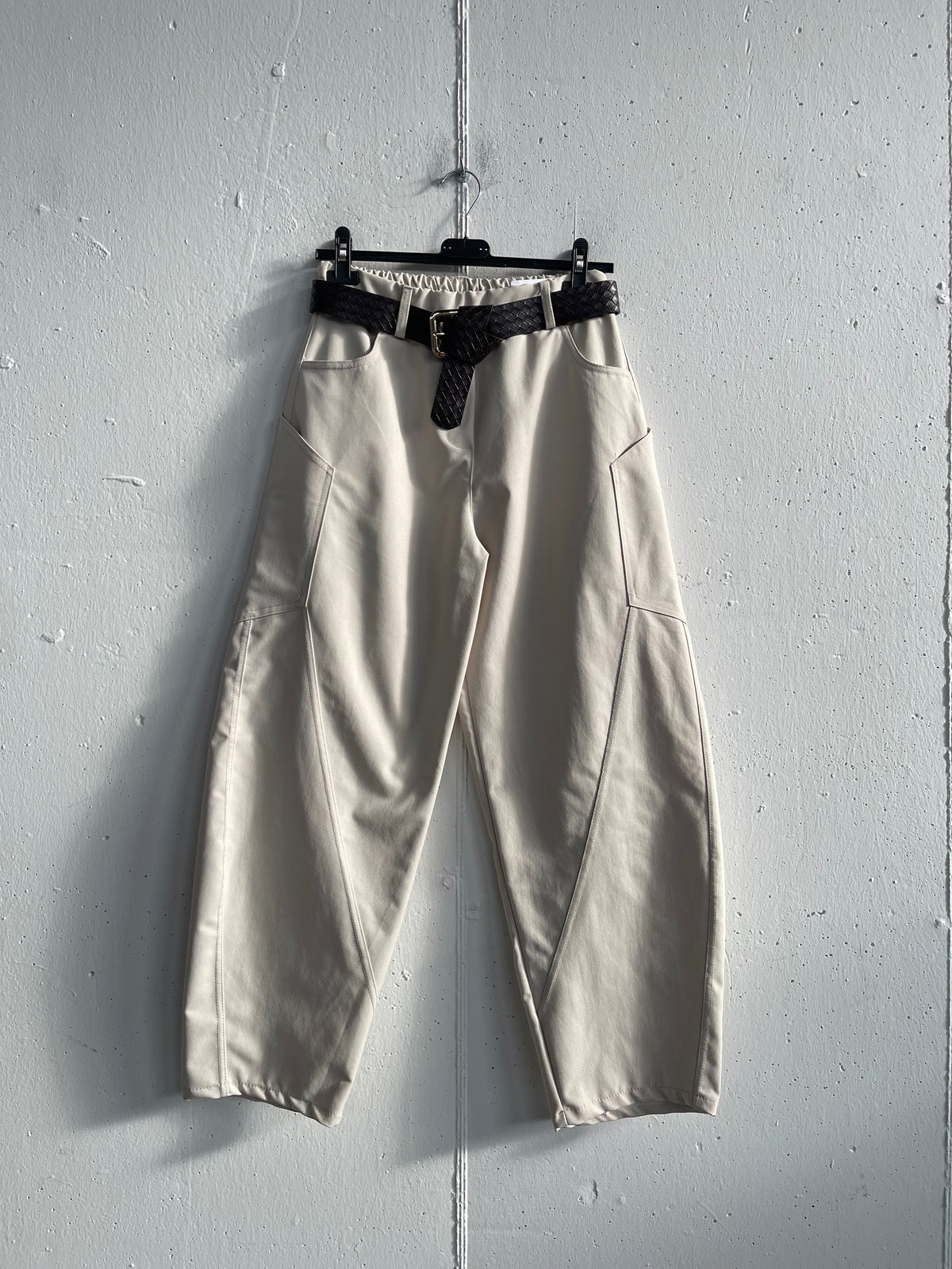 Pantalone balloon con tasconi