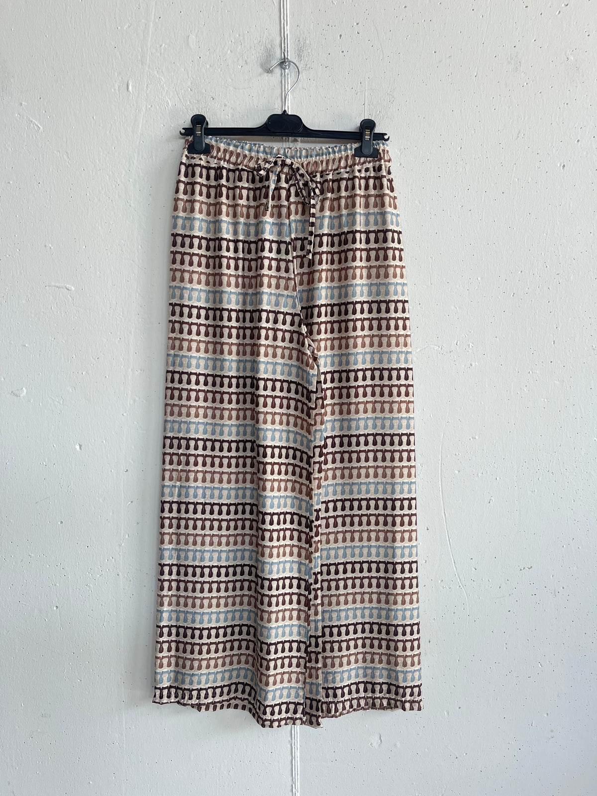 Pantalone Atene