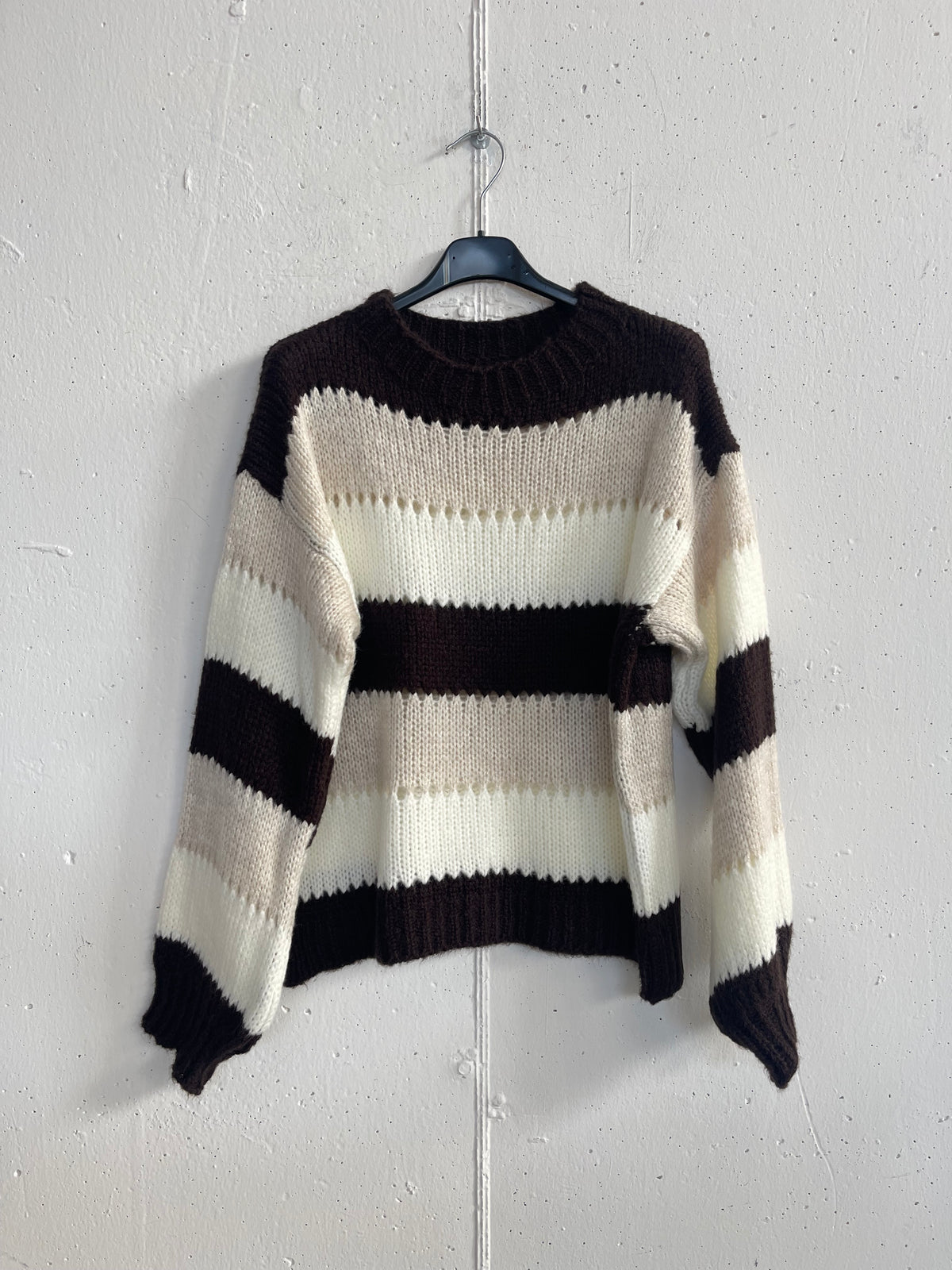 Pull morbido a riga larga