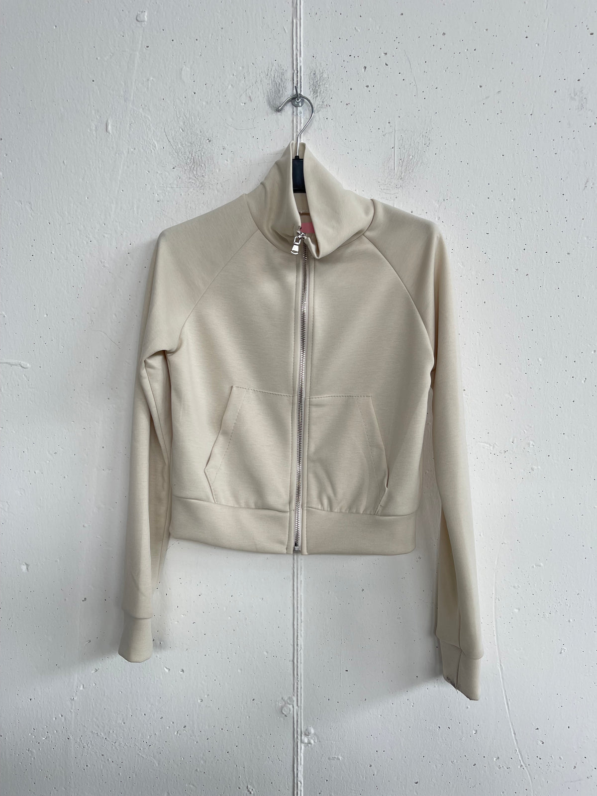 Felpa crop con collo alto