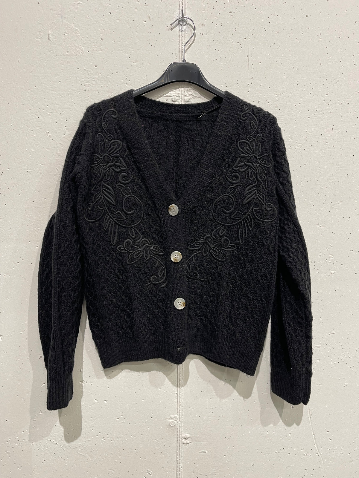 Cardigan ricamo