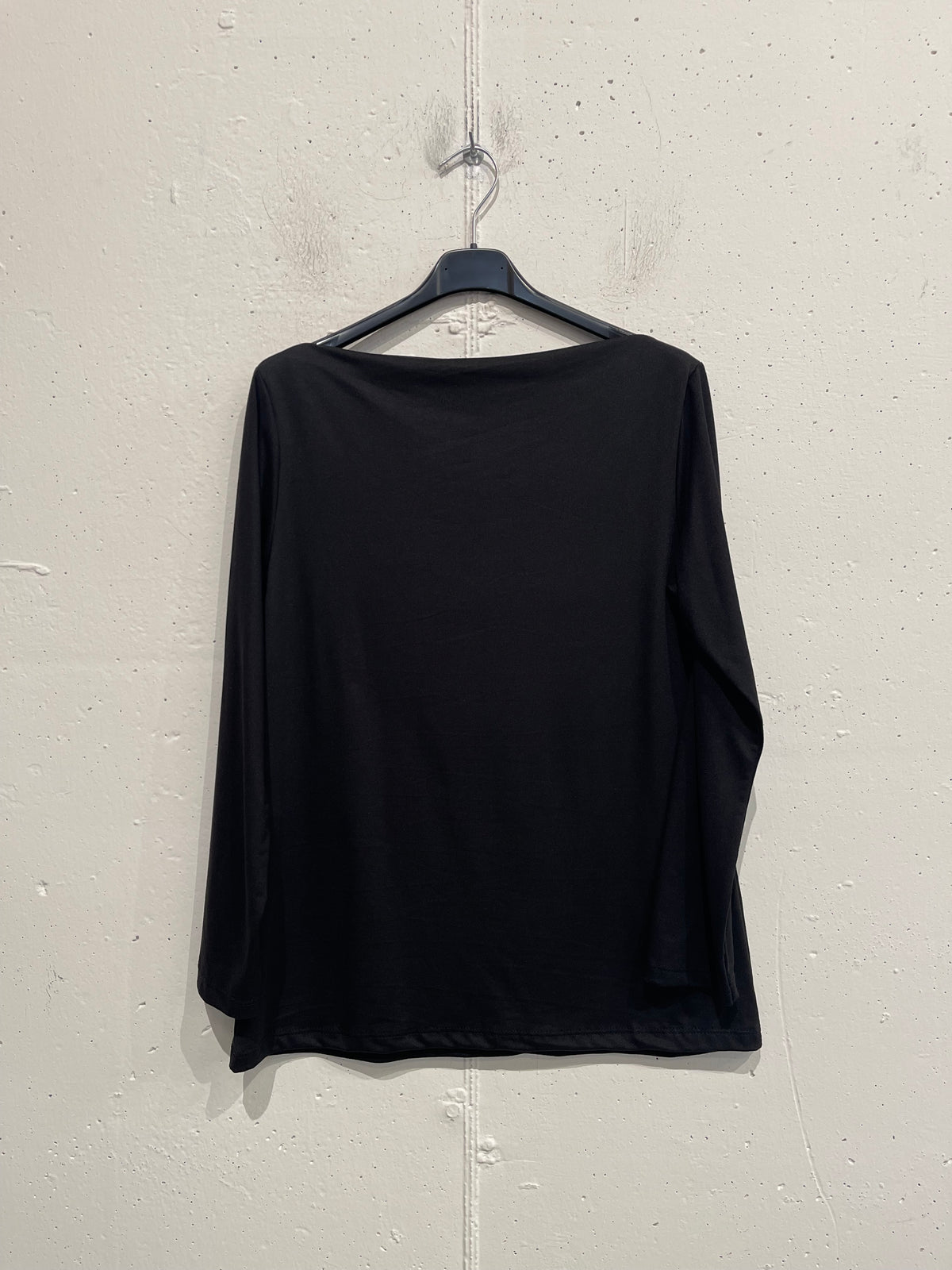 Maglia basica a manica lunga Autunno/Inverno con scollo a barchetta