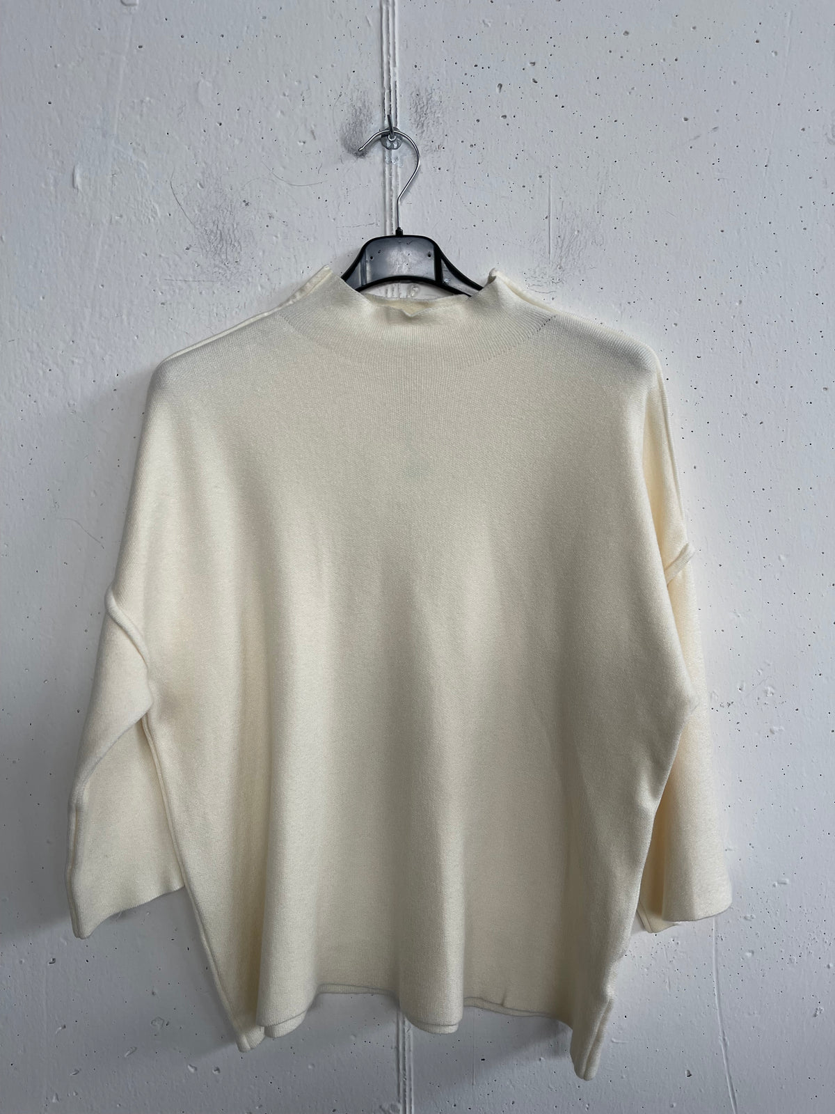 Pull cuciture esterne