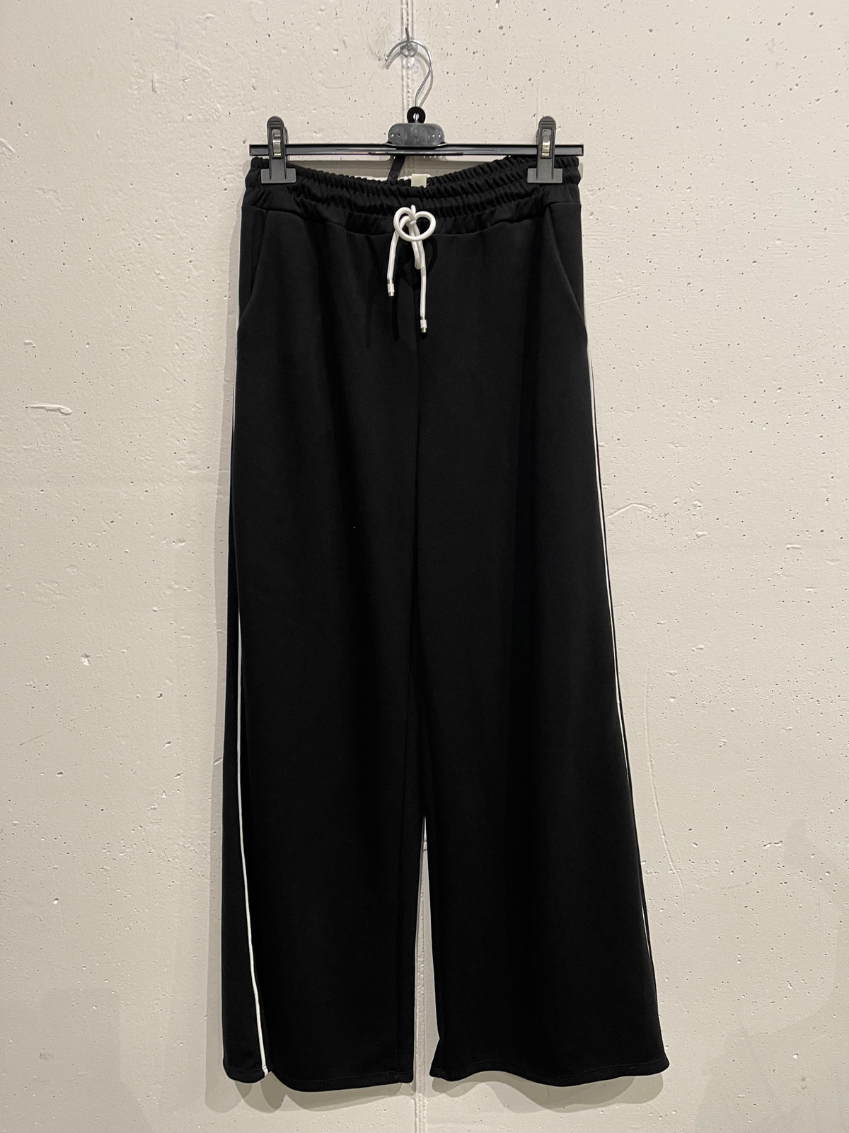 Tuta Black