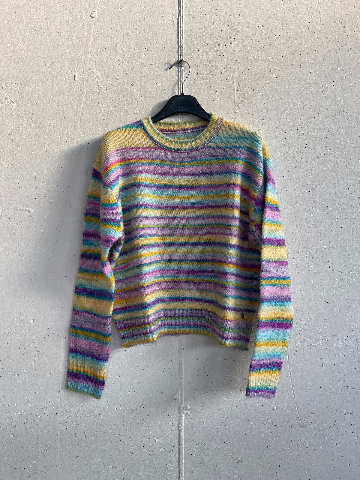 Pull a righe in misto lana