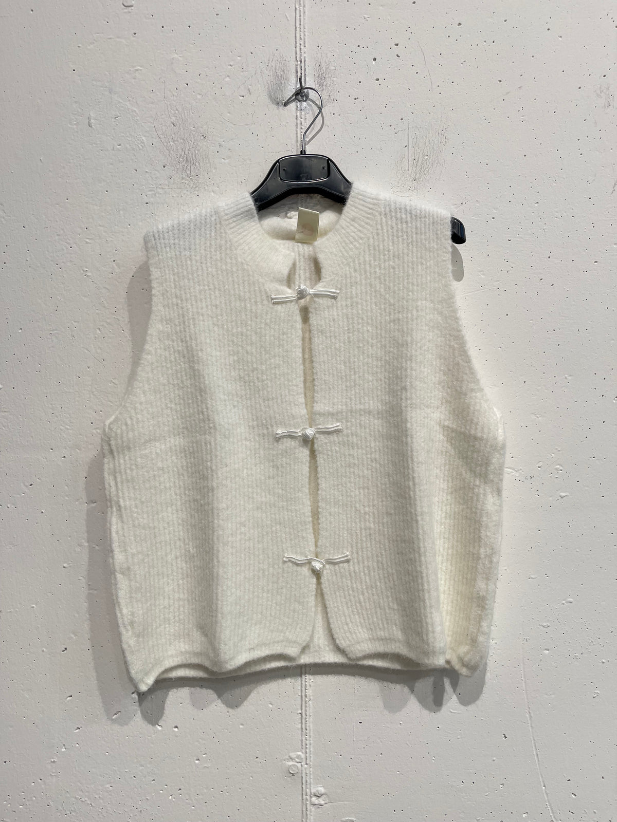 Gilet misto lana con alamari