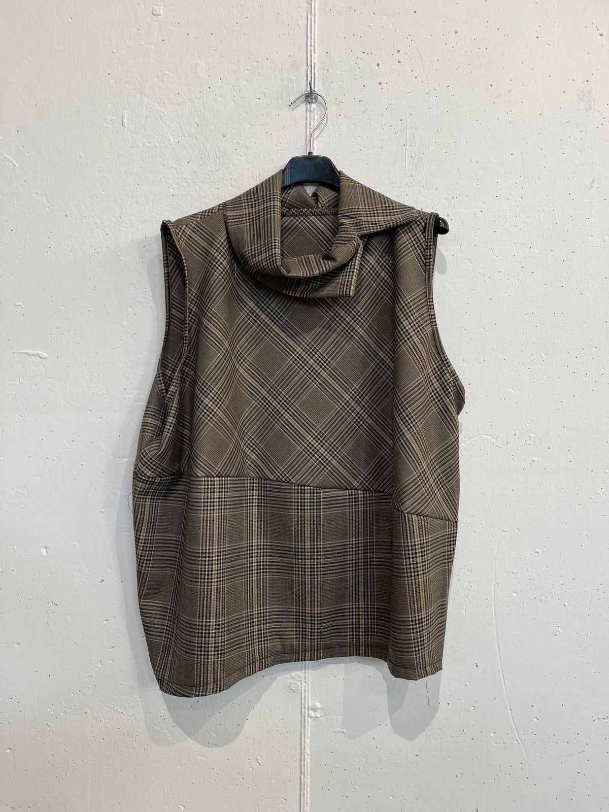 Gilet Principe di Galles con scollo ad anello