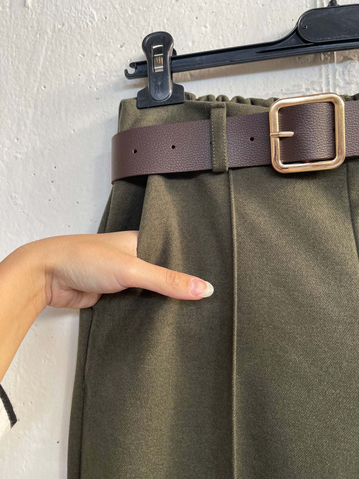 Pantalone in panno a palazzo con cucitura
