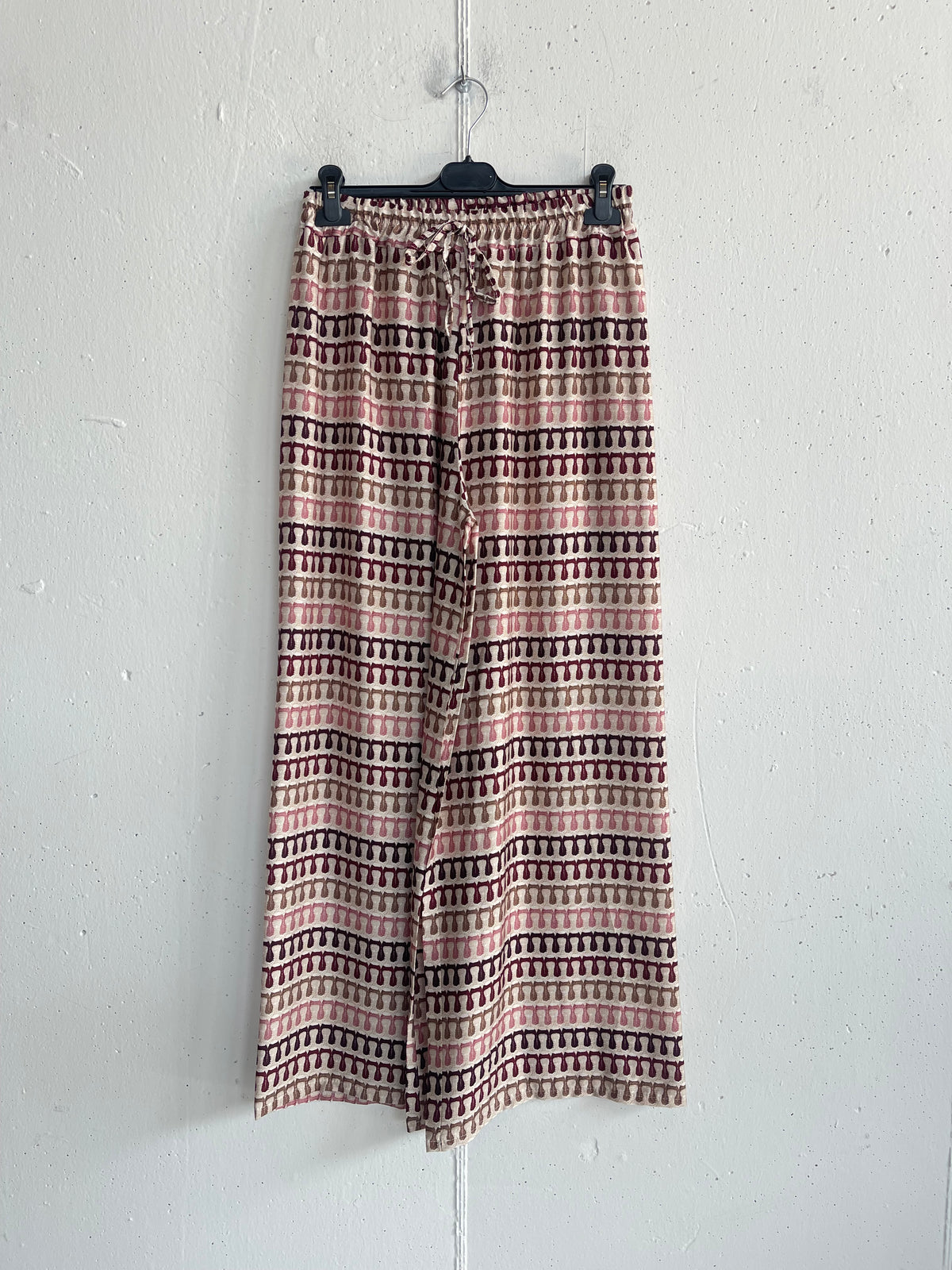 Pantalone Atene