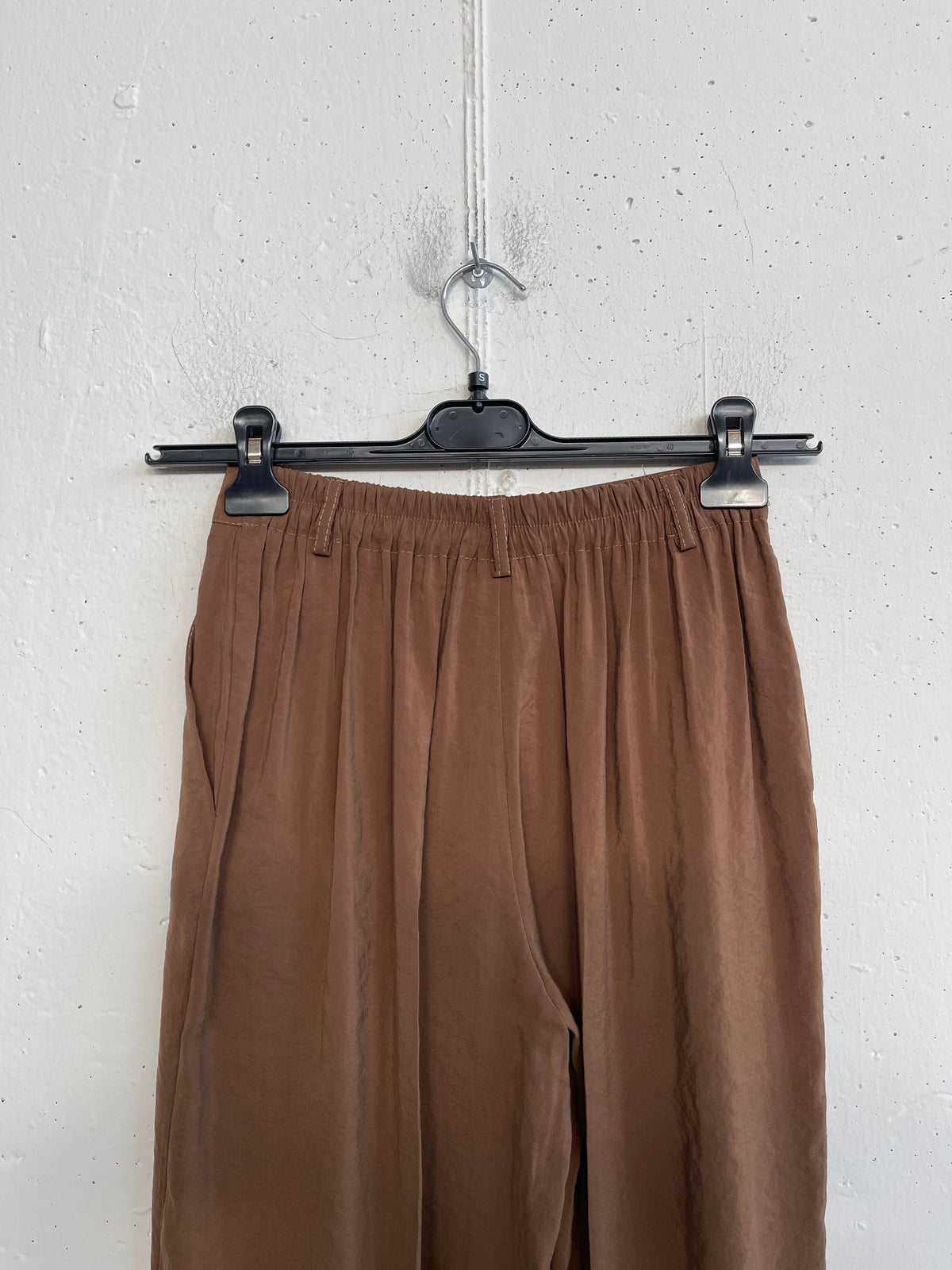 Pantalone Palazzo Classico con Elastico sul Retro