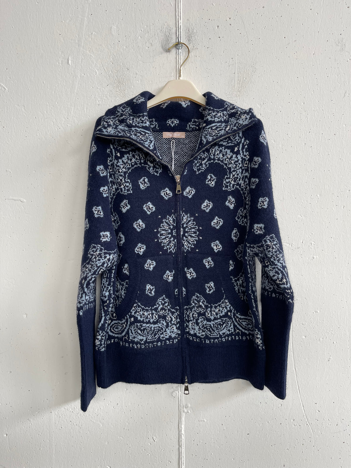 Cardigan con zip fantasia bandana