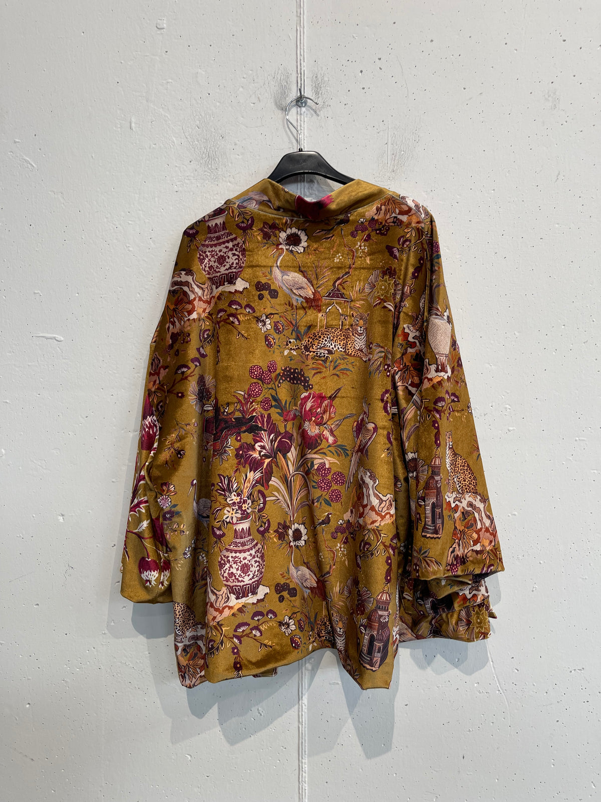 Kimono in ciniglia fantasia giapponese
