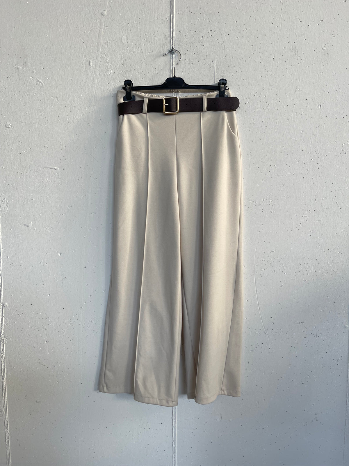 Pantalone in panno a palazzo con cucitura