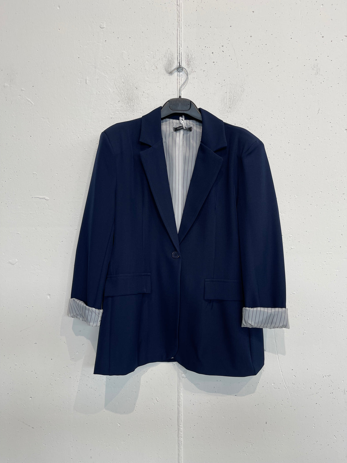 Blazer con spalline imbottite over con bottone