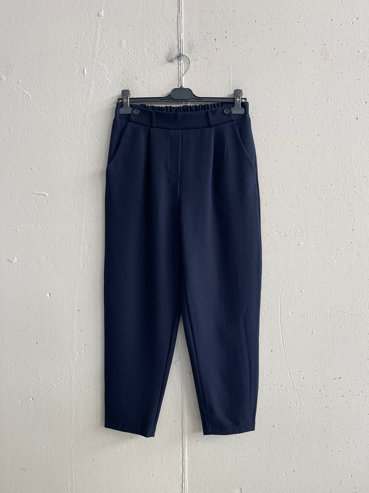 Pantalone bottoncini