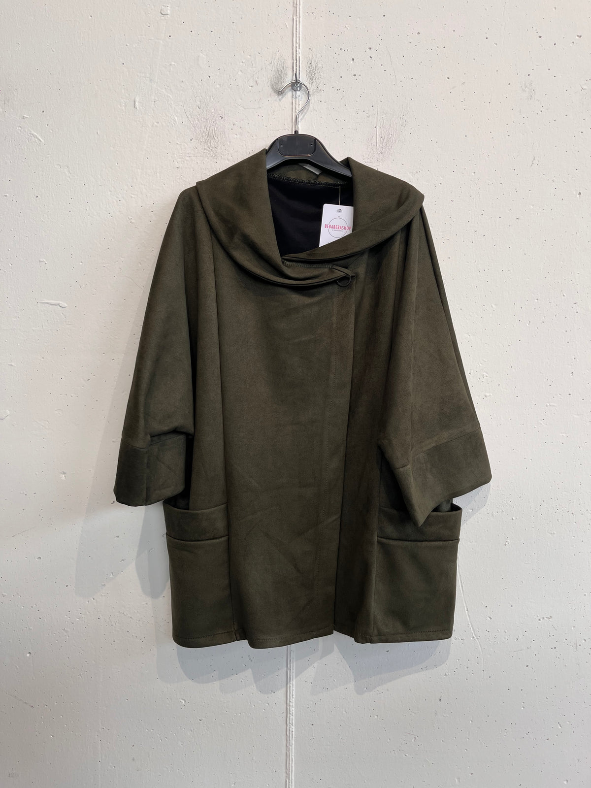Giacca Poncho in Alcantara con cappuccio