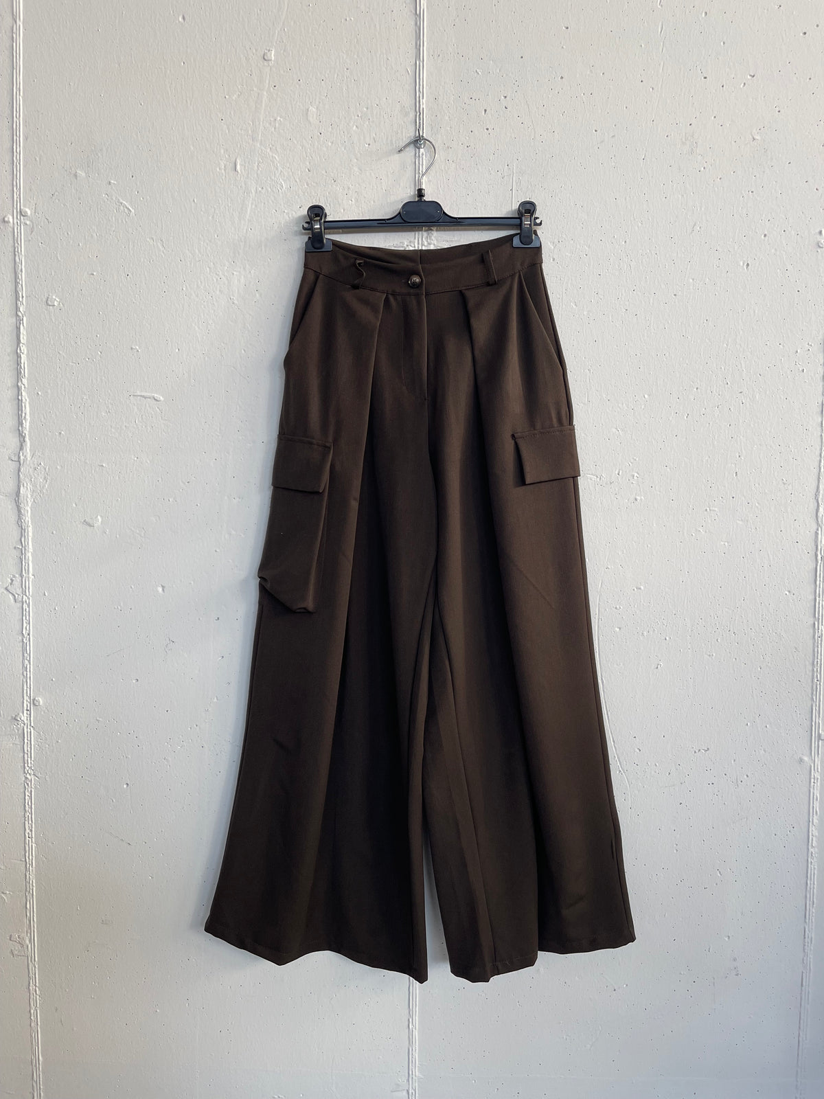 Pantalone sartoriale con tasche