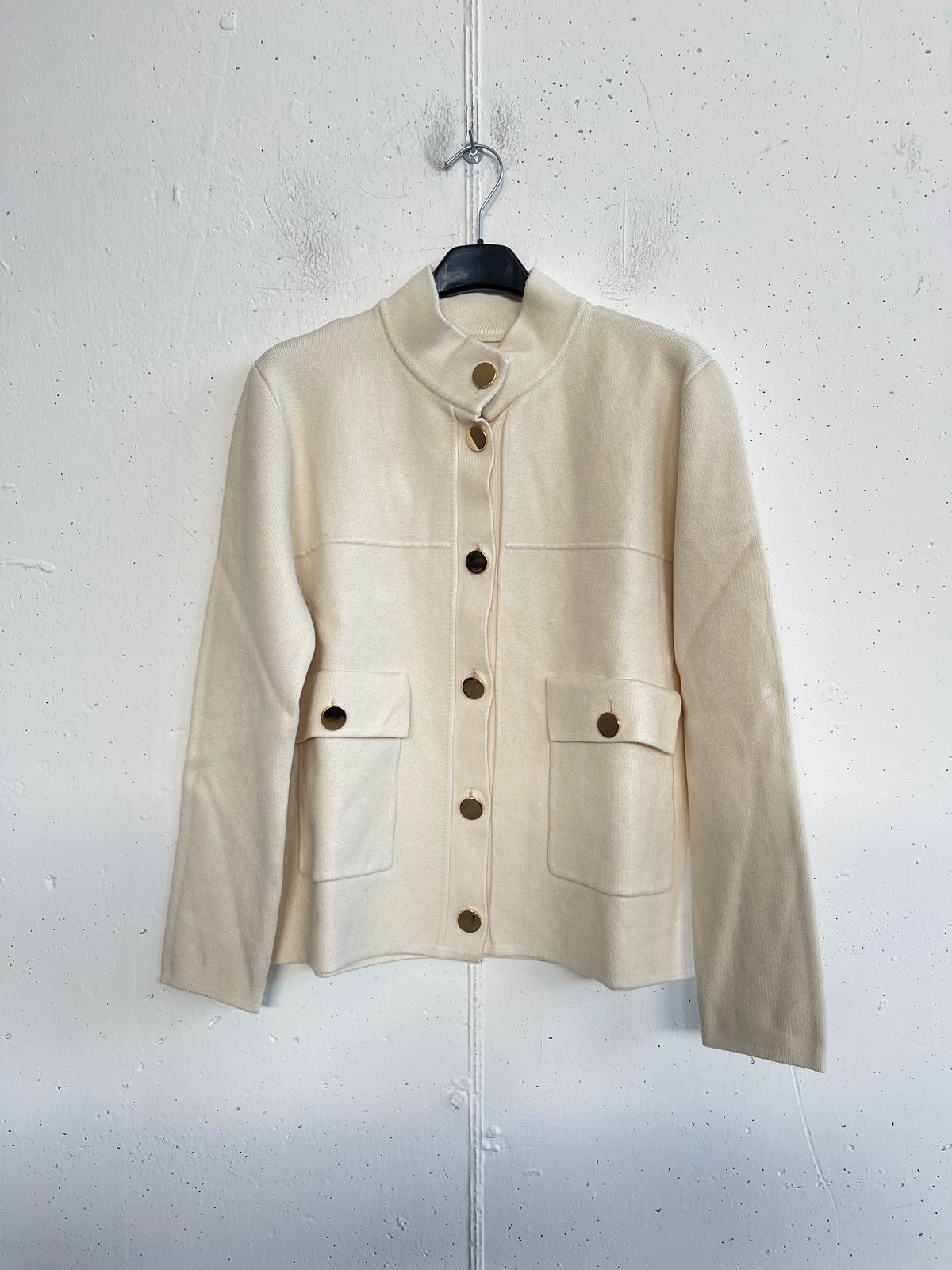Cardigan con collo alla coreana e taschine