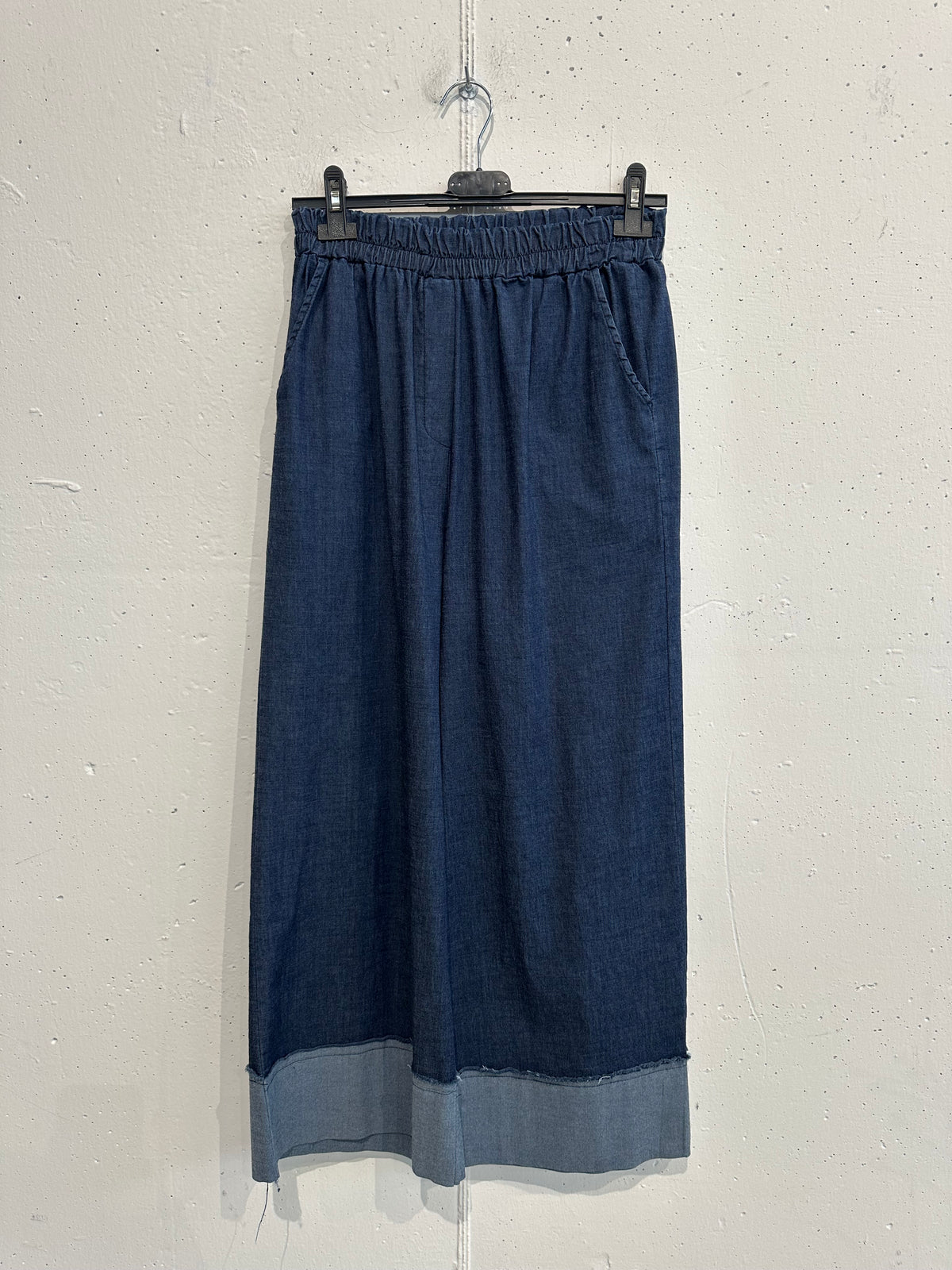 Jeans con balza