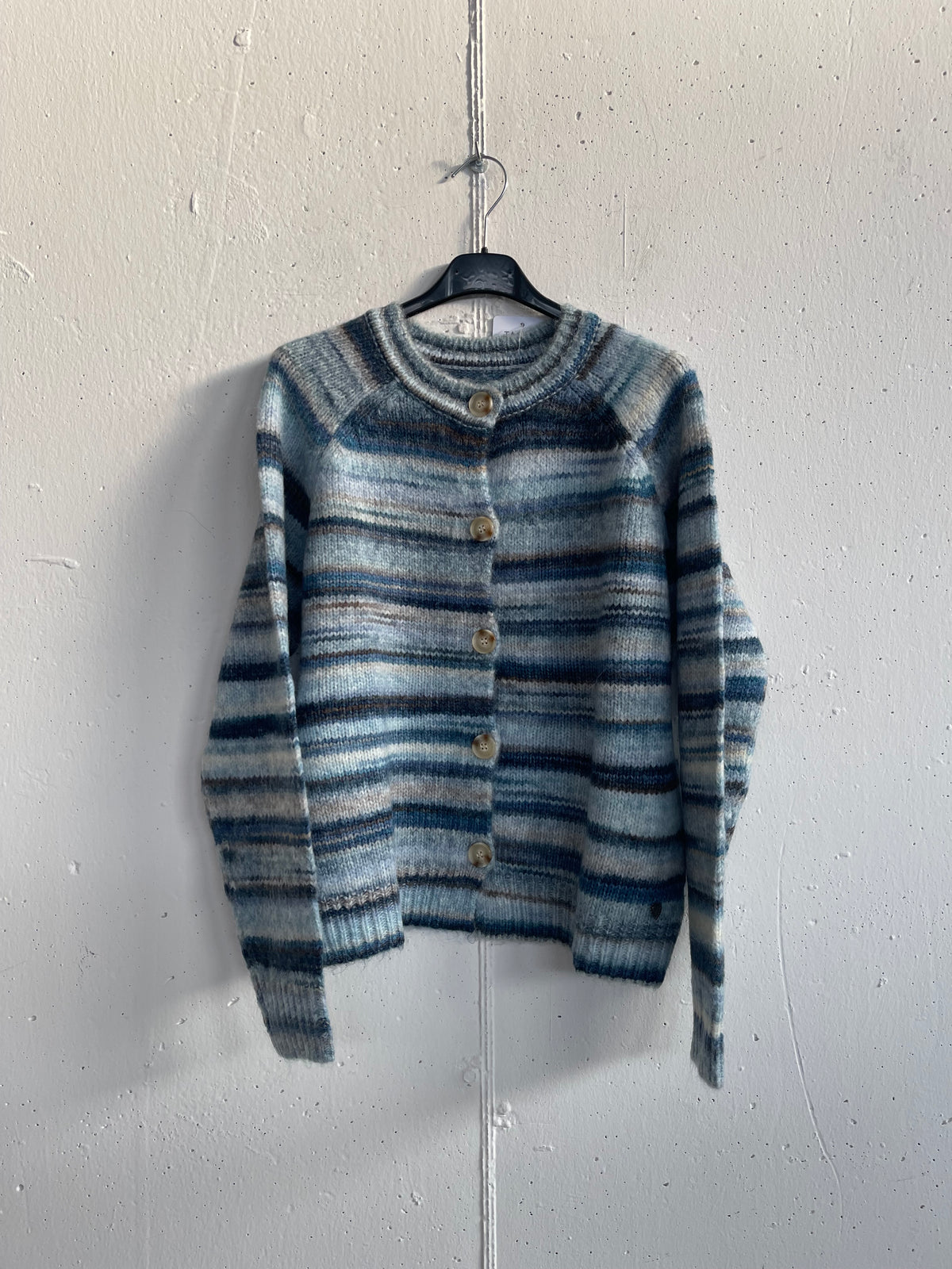 Cardigan a righe in misto lana con bottoni
