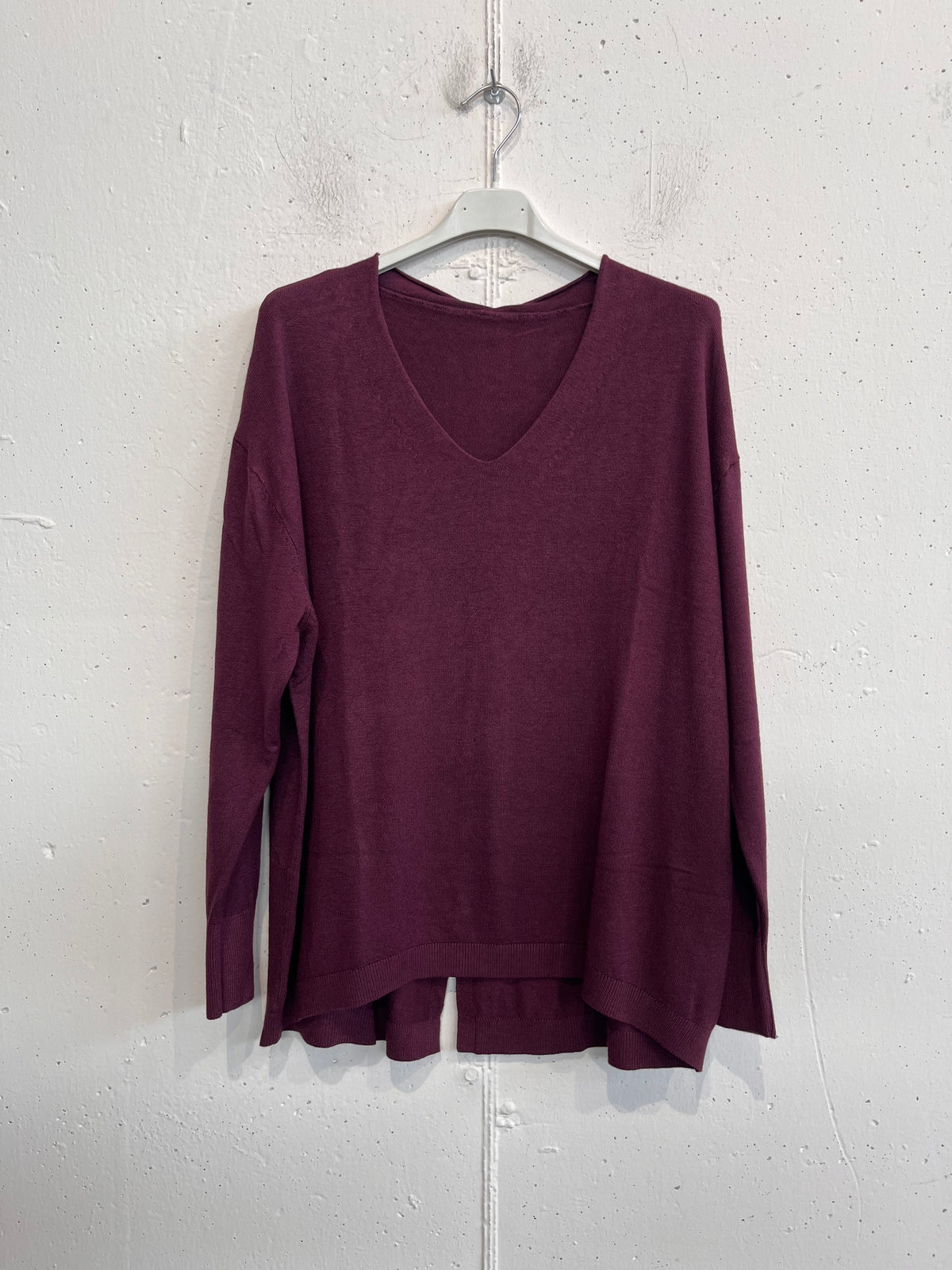 Pull basico over scollo a V