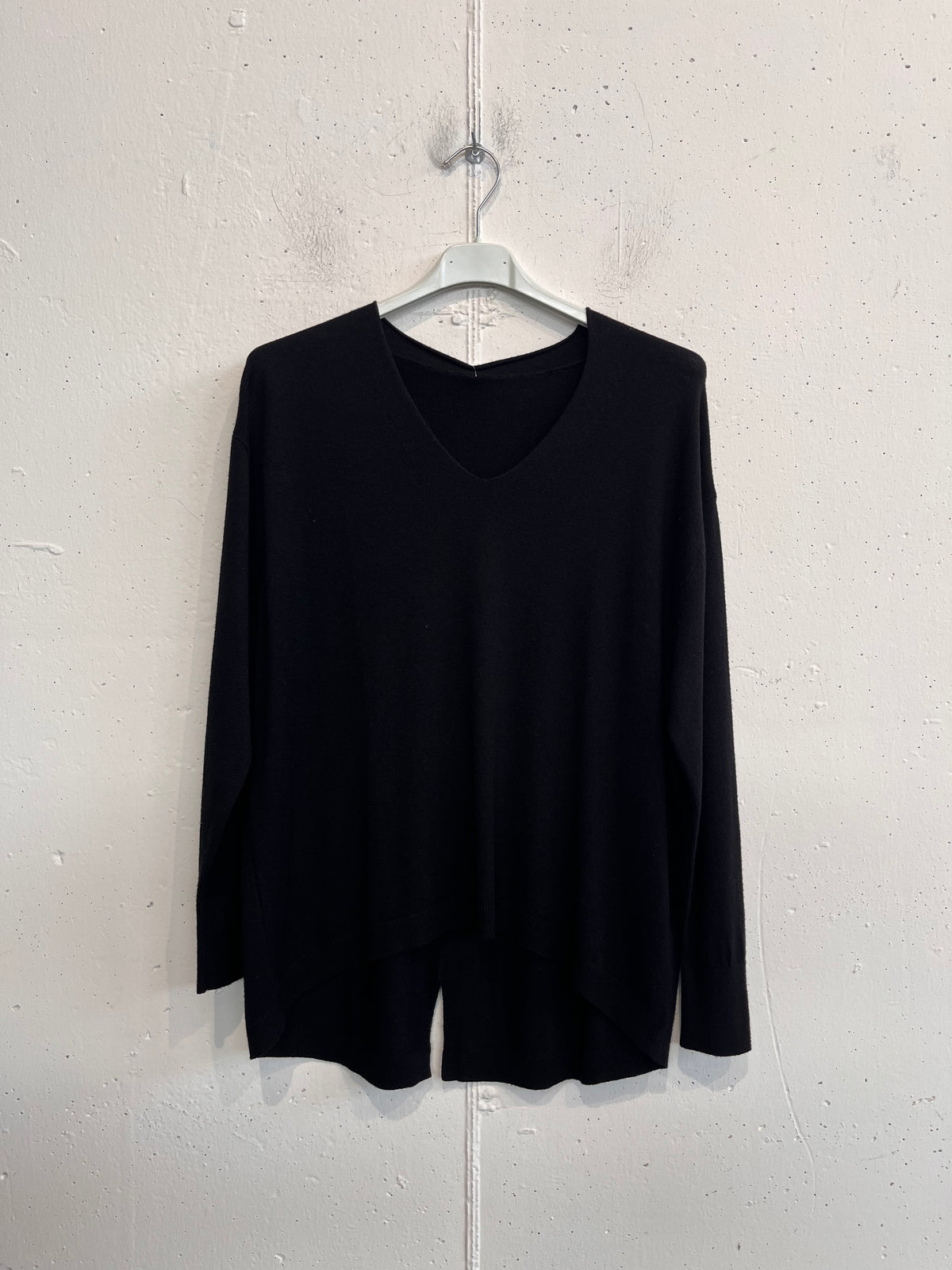 Pull basico over scollo a V