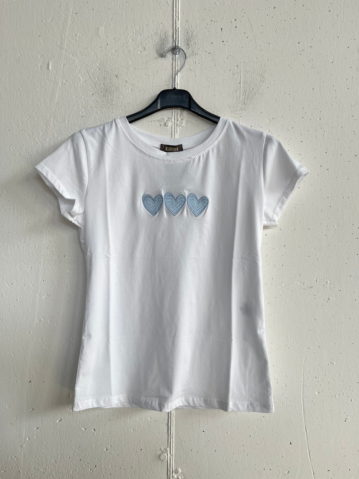 T-shirt cuori ricamati 2