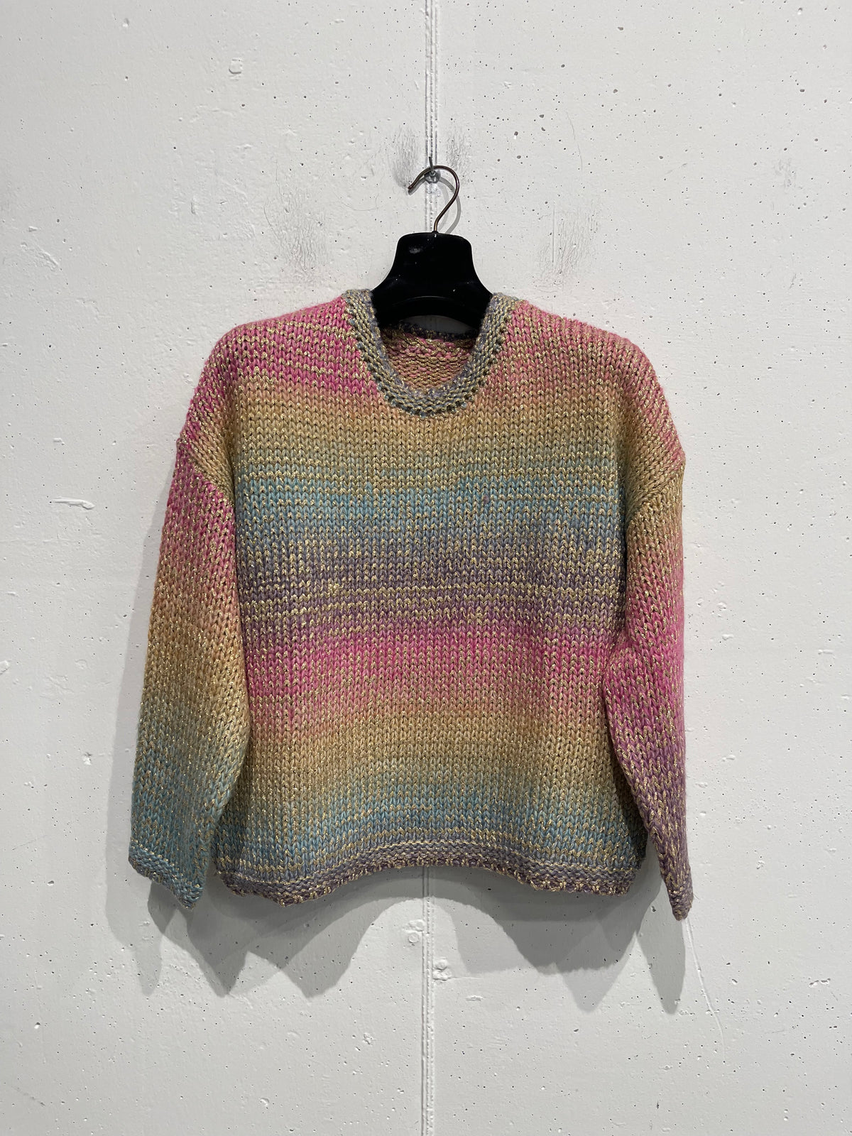 Pull misto lana con filo metallizzato