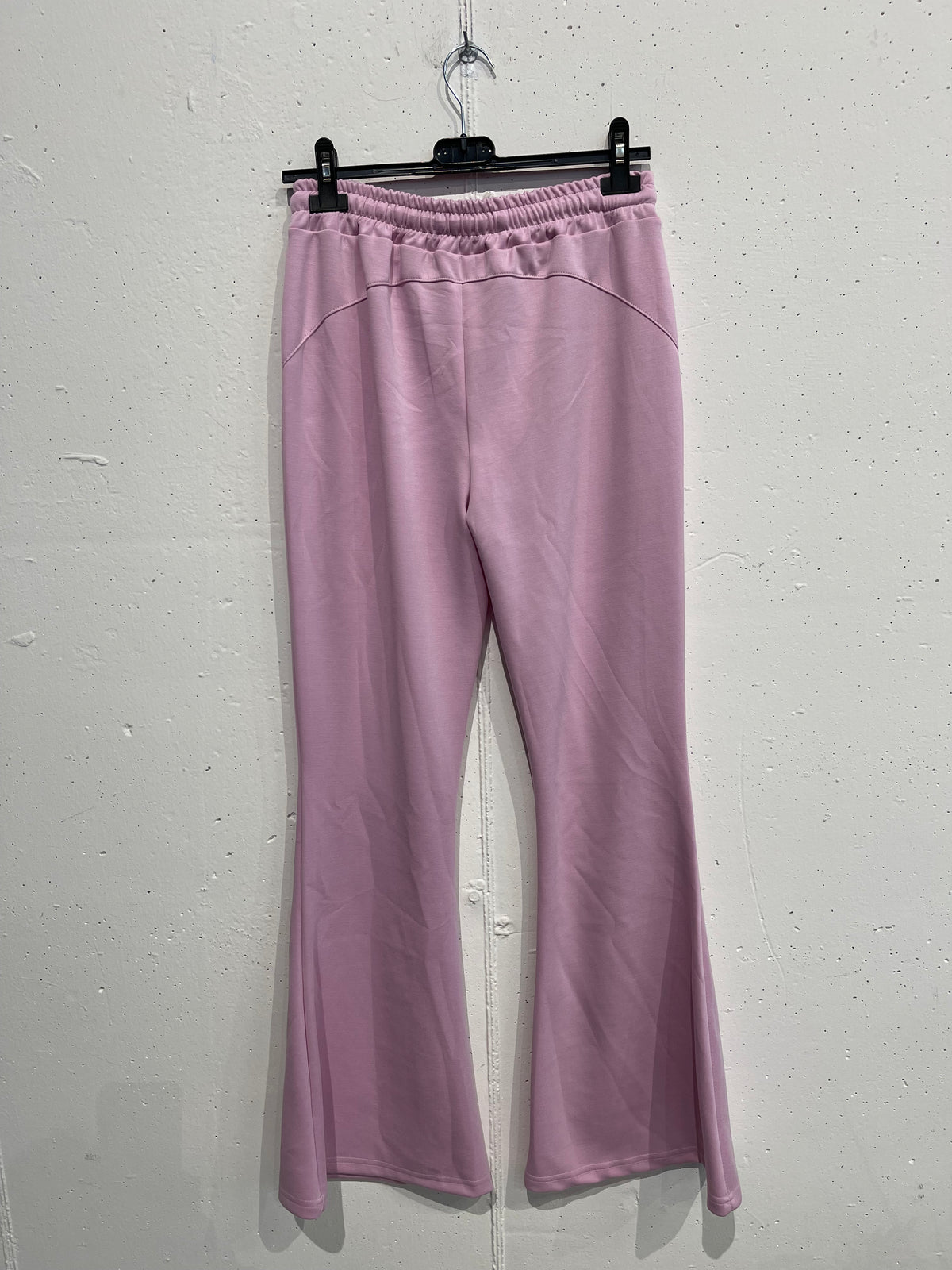 Pantaloni tuta a campana