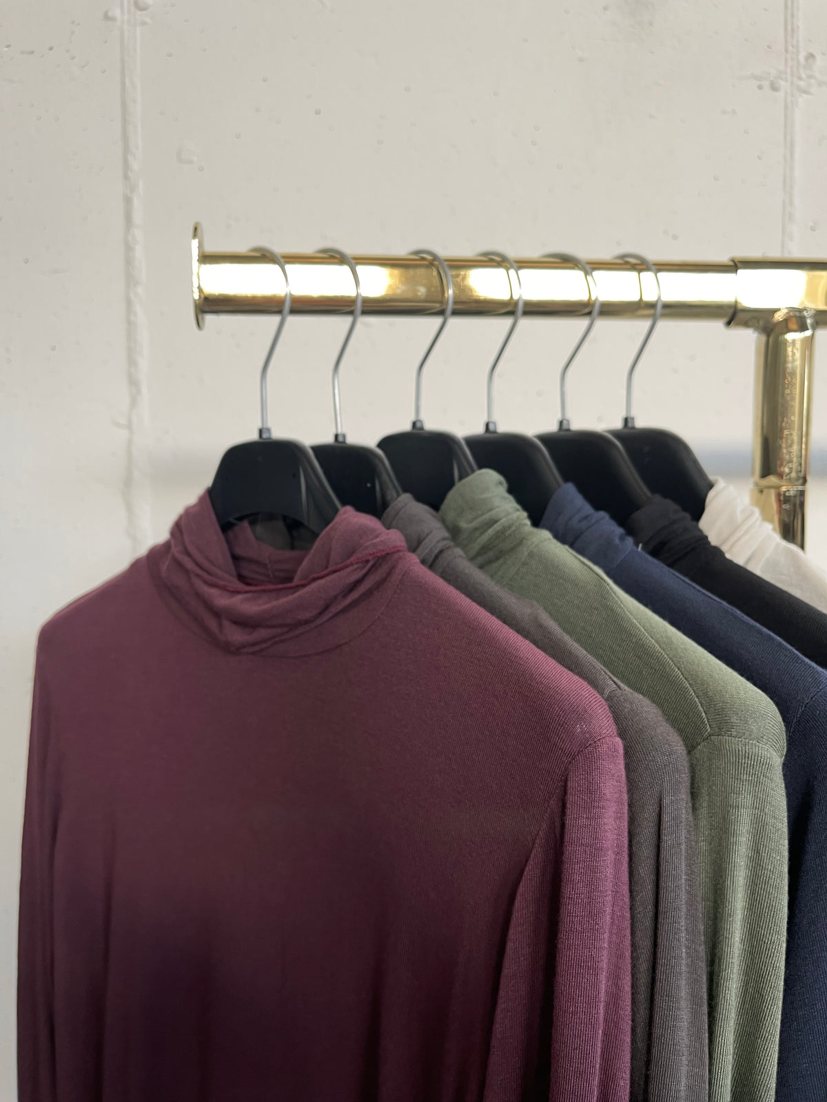 Sottogiacca in cashmere collo alto