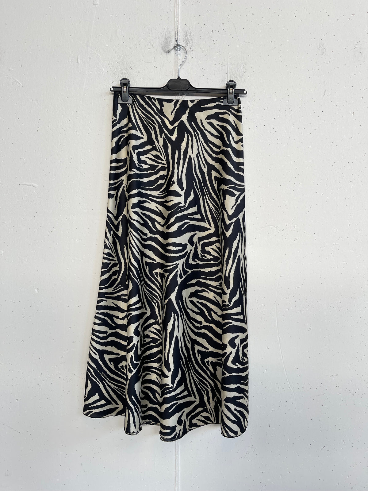 Gonna satinata animalier