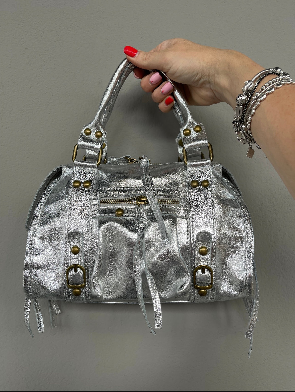 Borsa Emy