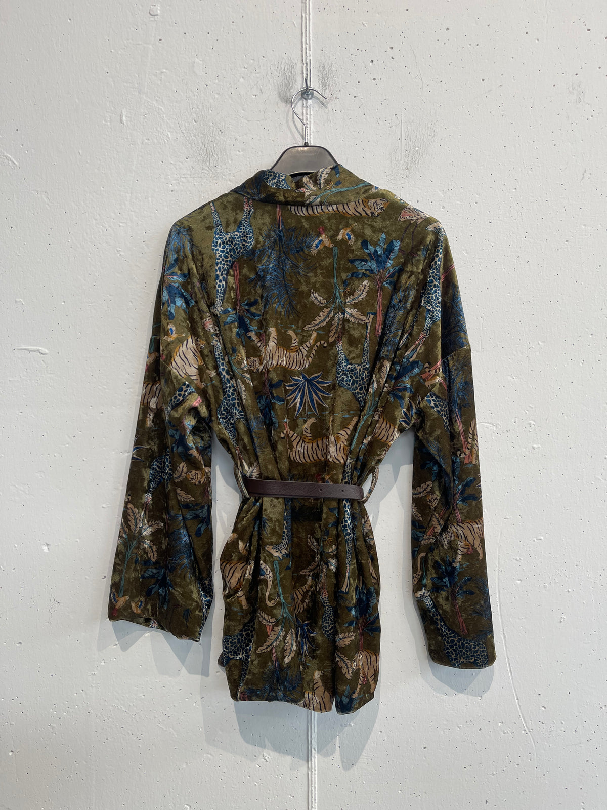 Kimono in ciniglia con cintura ed interno in fantasia