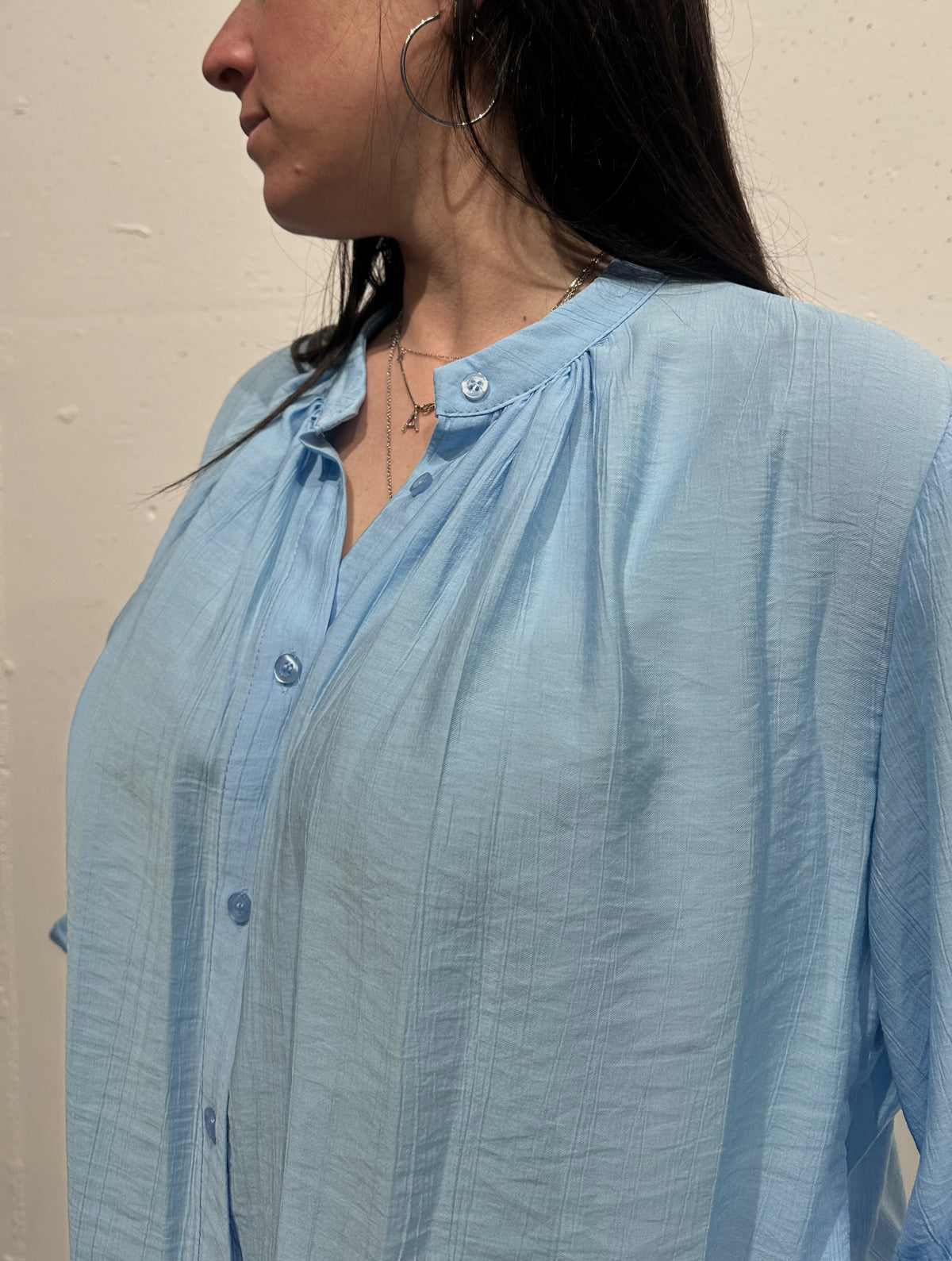 Camicia in viscosa con collo alla coreana