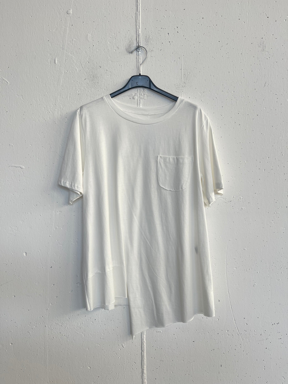 T-shirt con taschino
